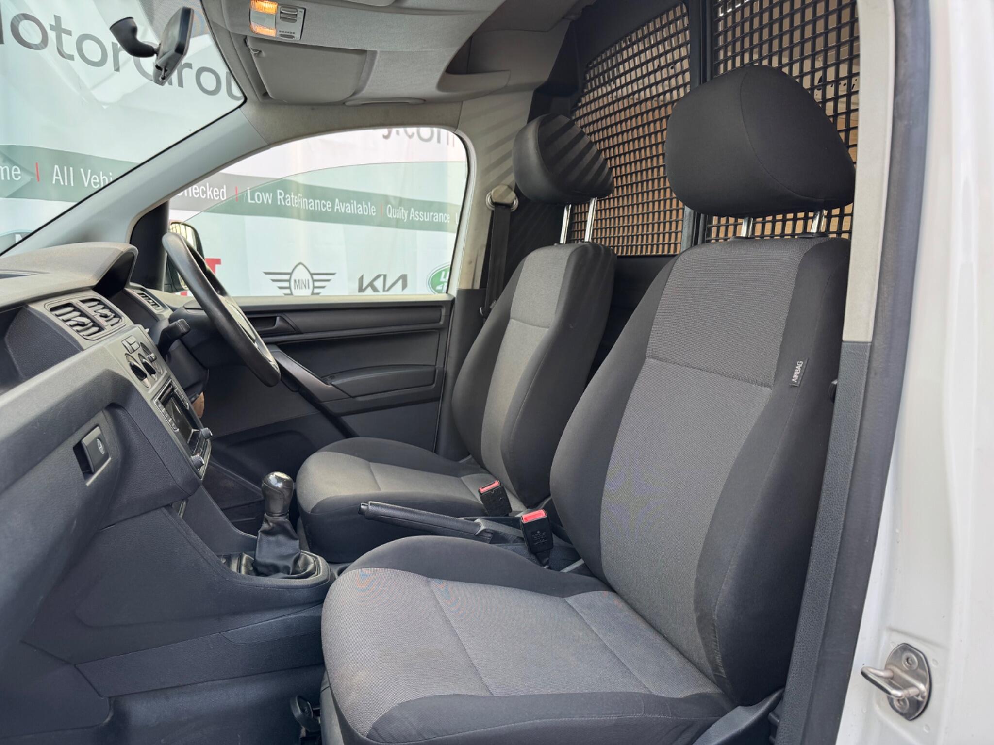 Volkswagen Caddy - Image 20