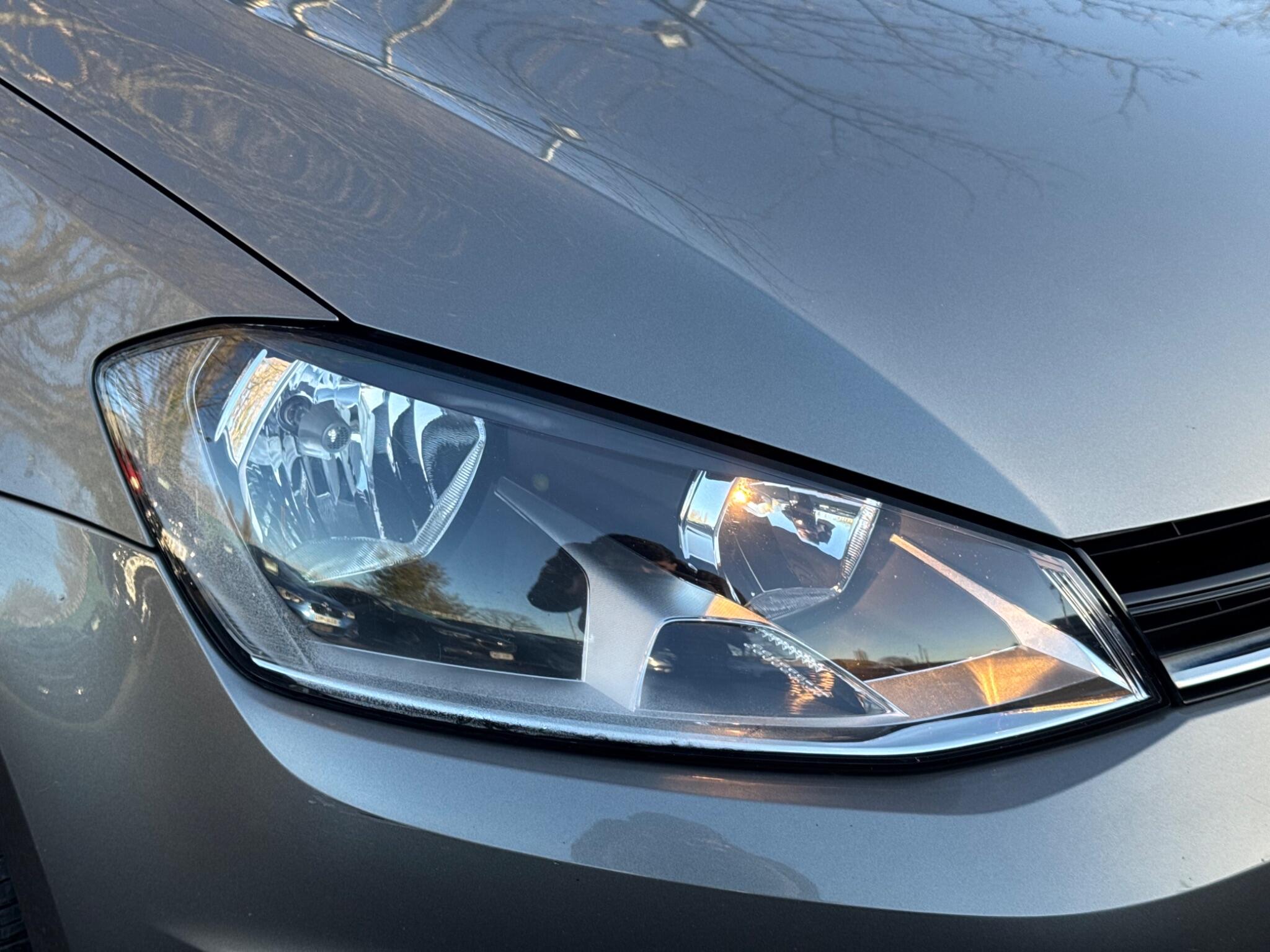 Volkswagen Golf - Image 49
