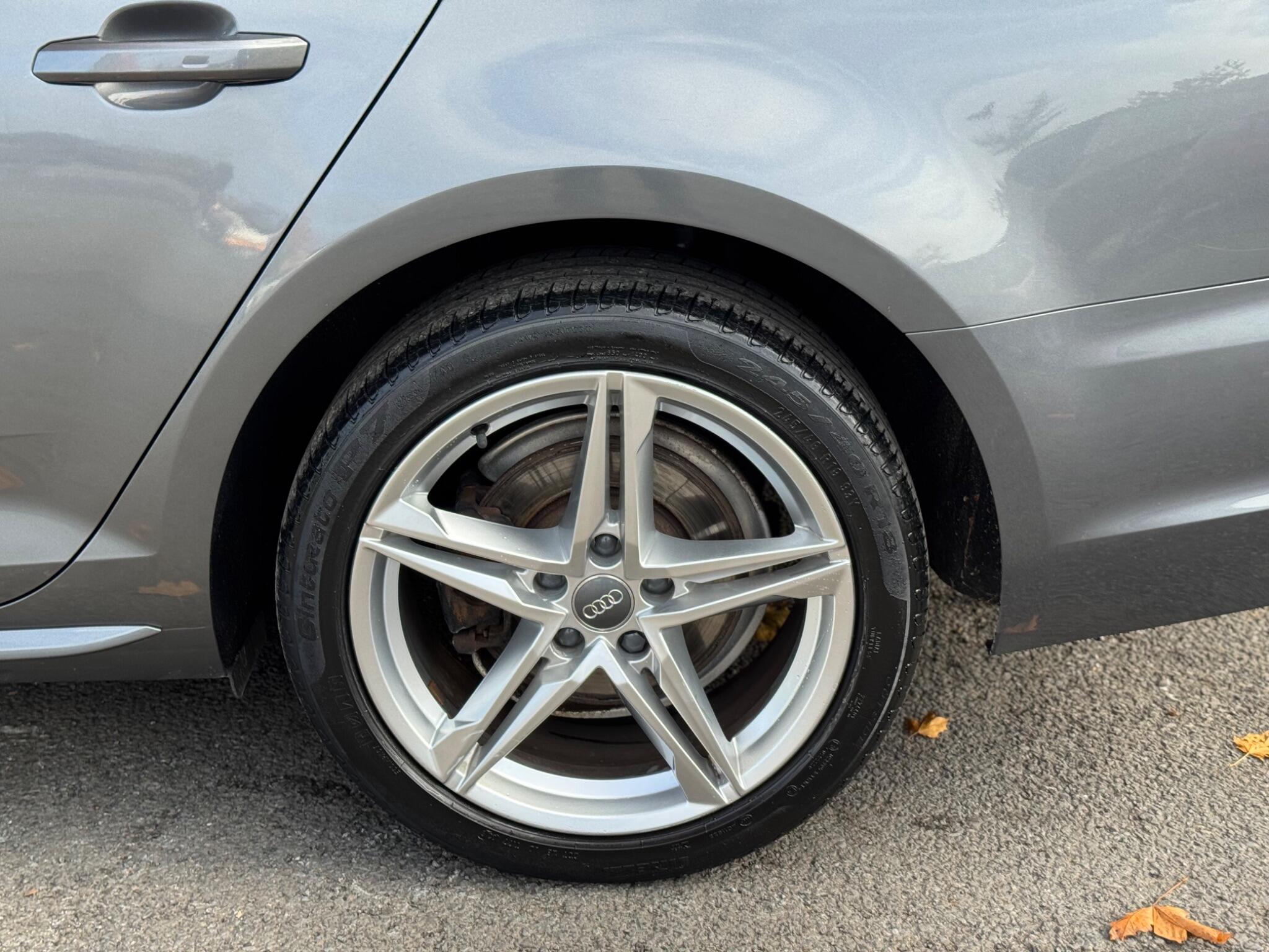 Audi A4 - Image 37
