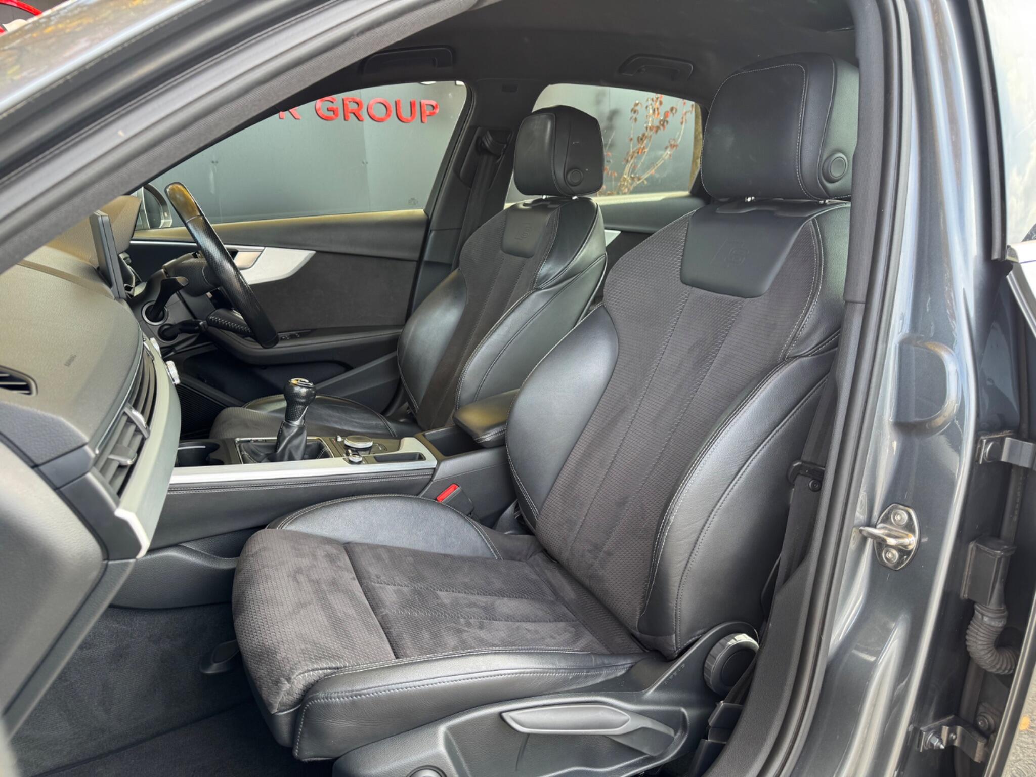 Audi A4 - Image 49