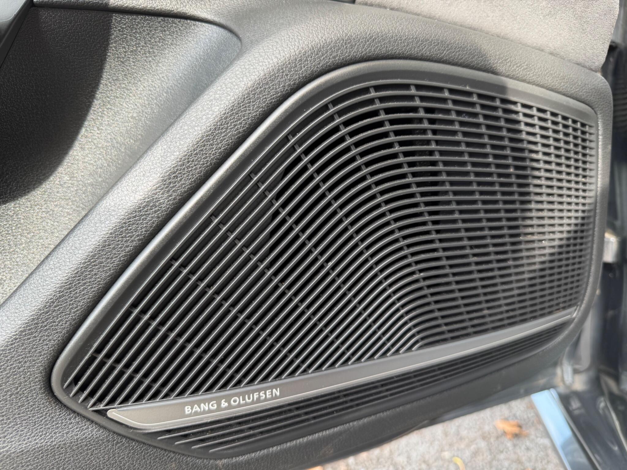Audi A4 - Image 54