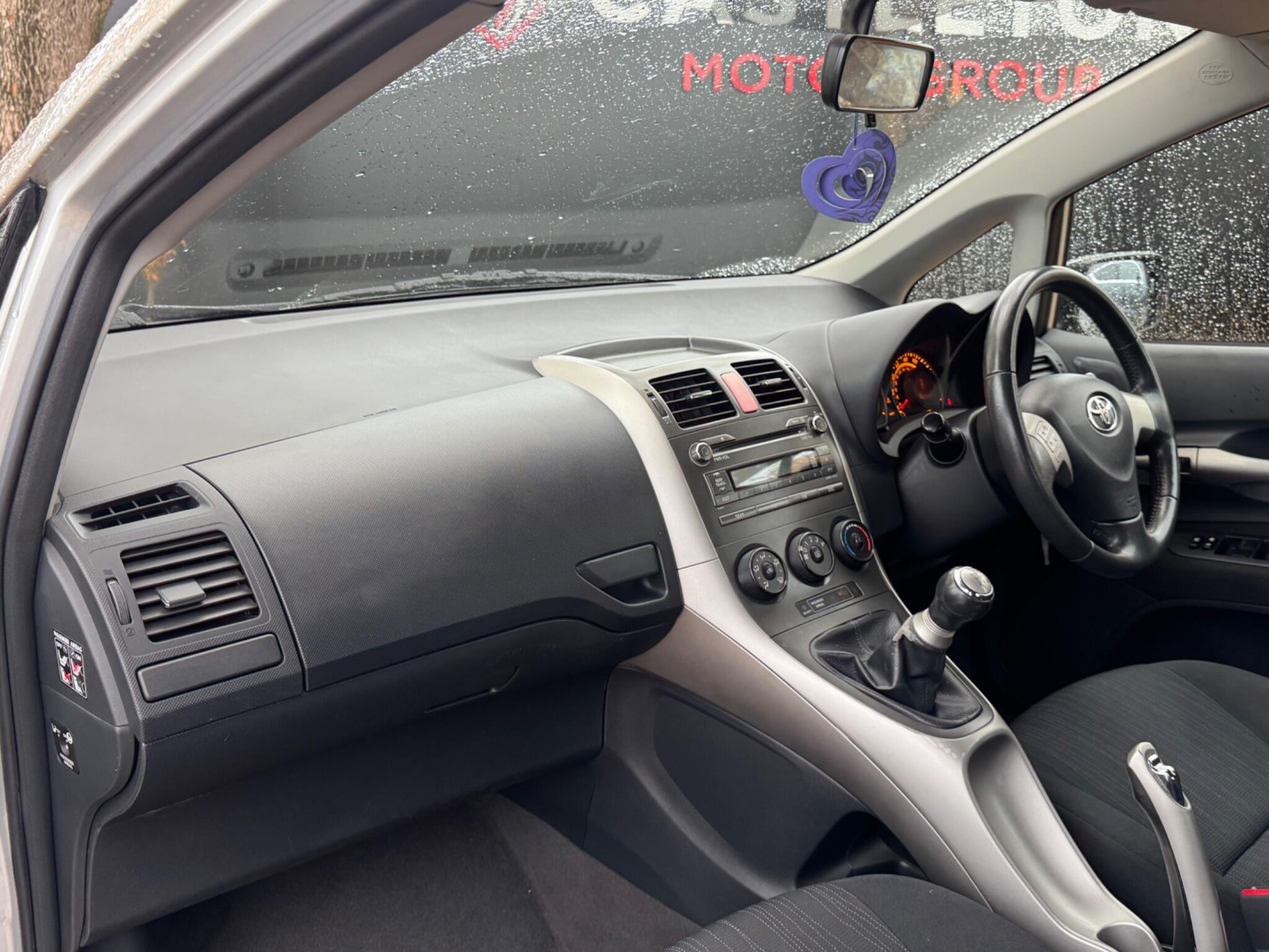 Toyota Auris - Image 11