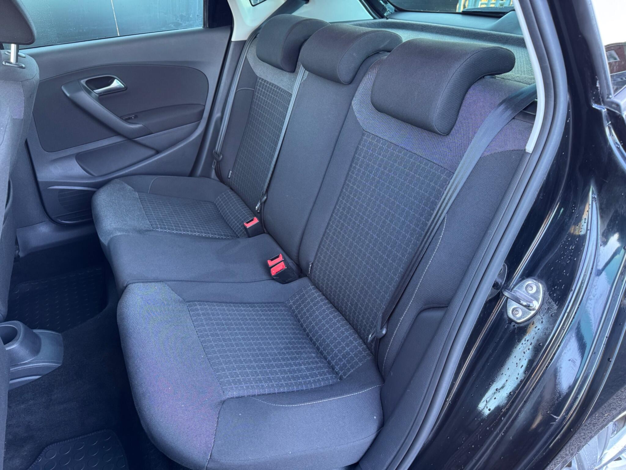 Volkswagen Polo - Image 13