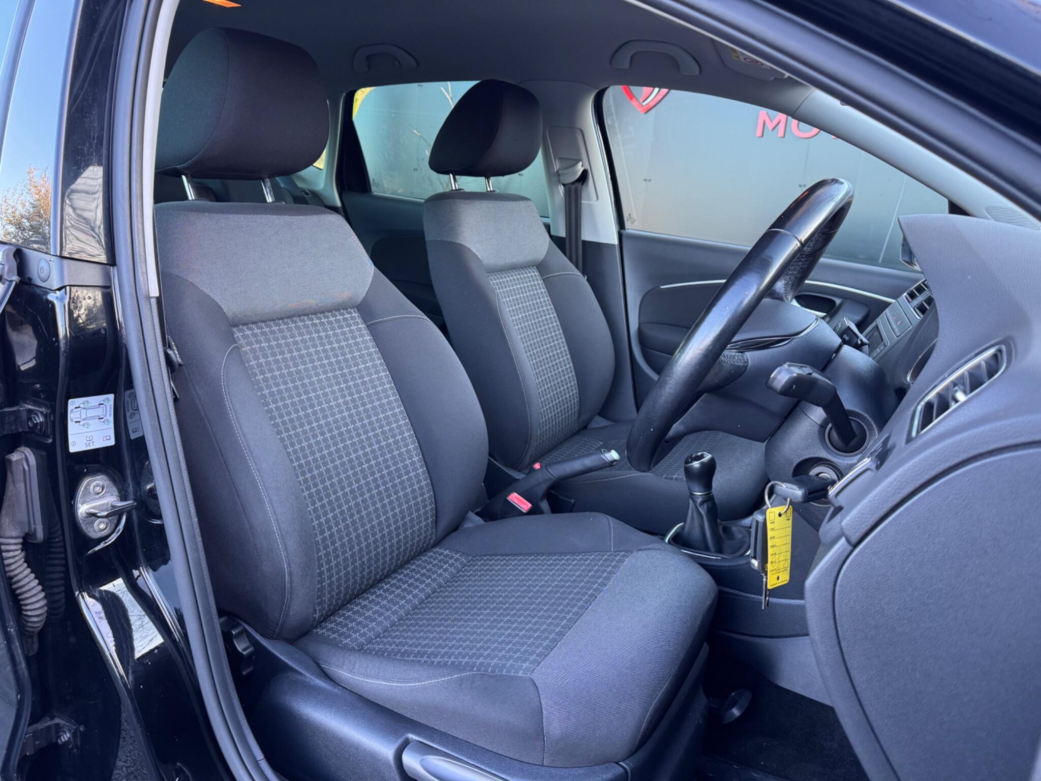 Volkswagen Polo - Image 20