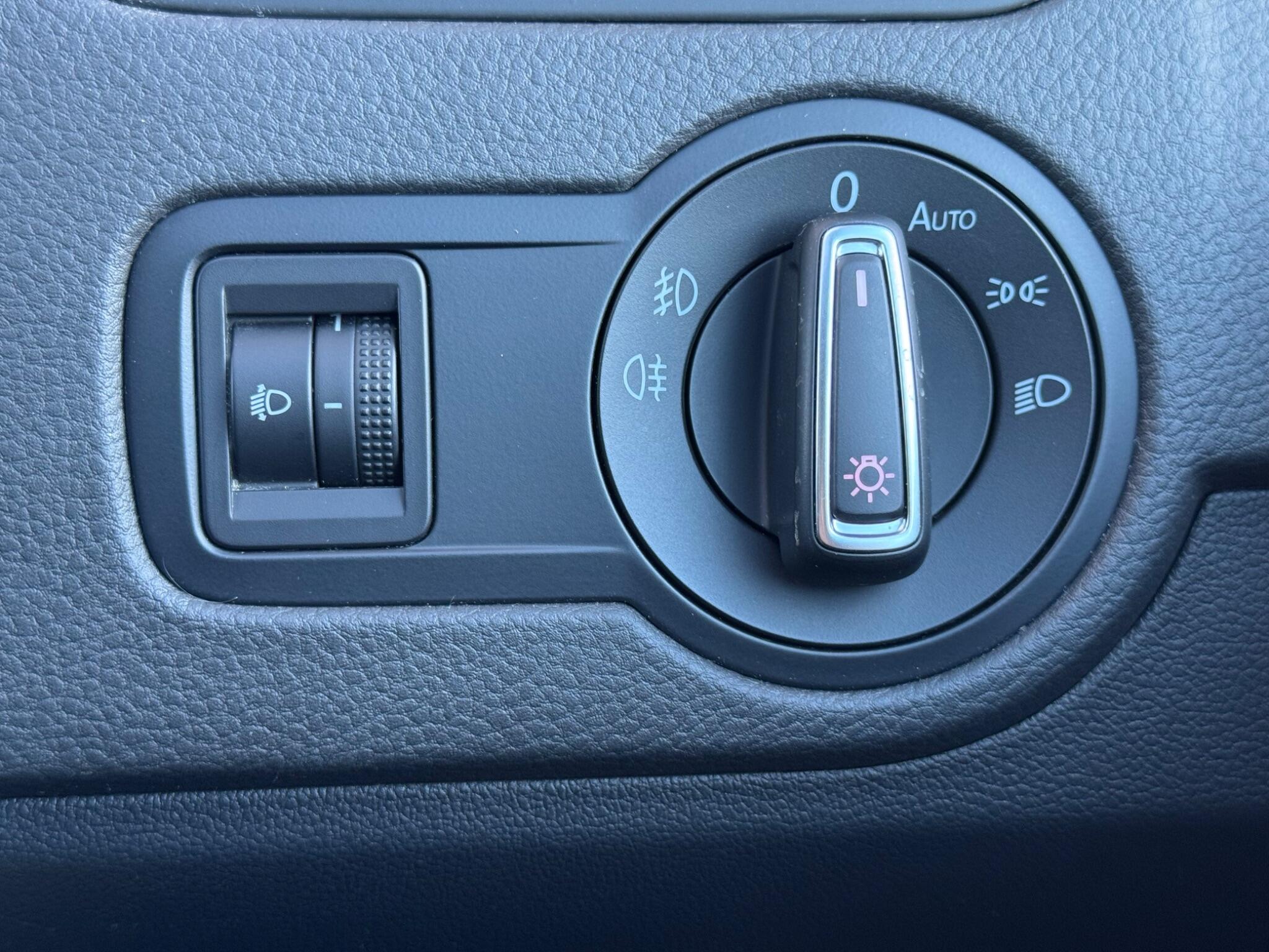 Volkswagen Polo - Image 29