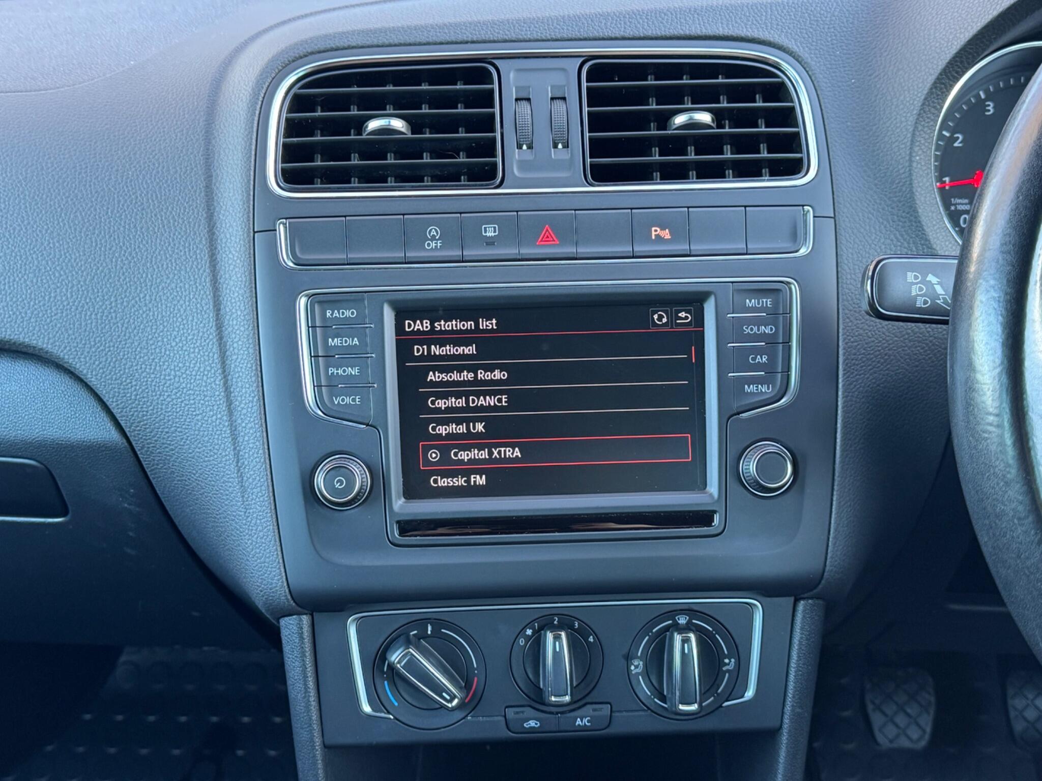 Volkswagen Polo - Image 44
