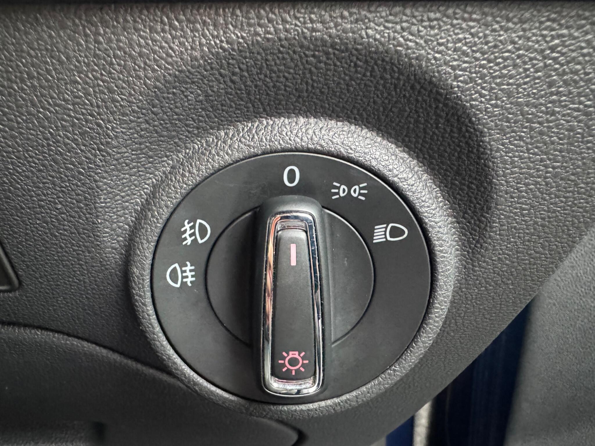 SEAT Leon - Image 32
