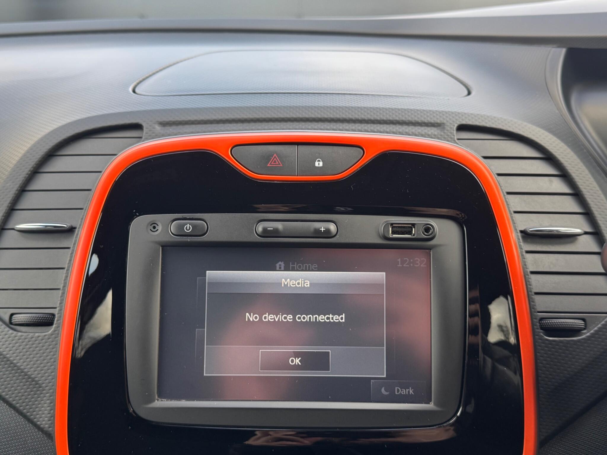 Renault Captur - Image 29