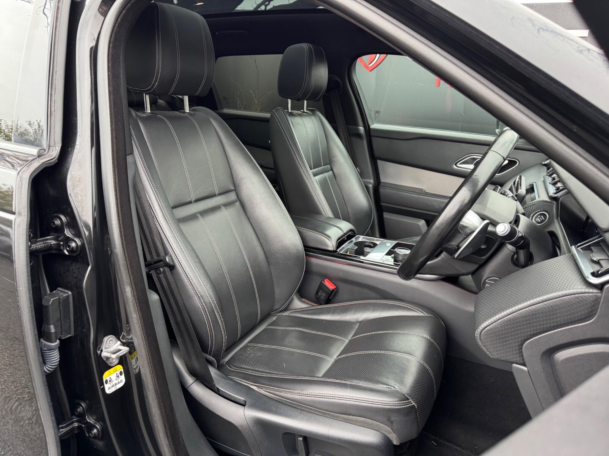 Land Rover Range Rover Velar - Image 20