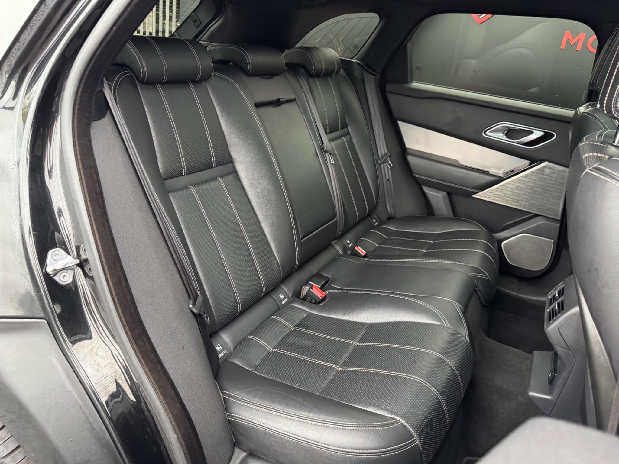 Land Rover Range Rover Velar - Image 23