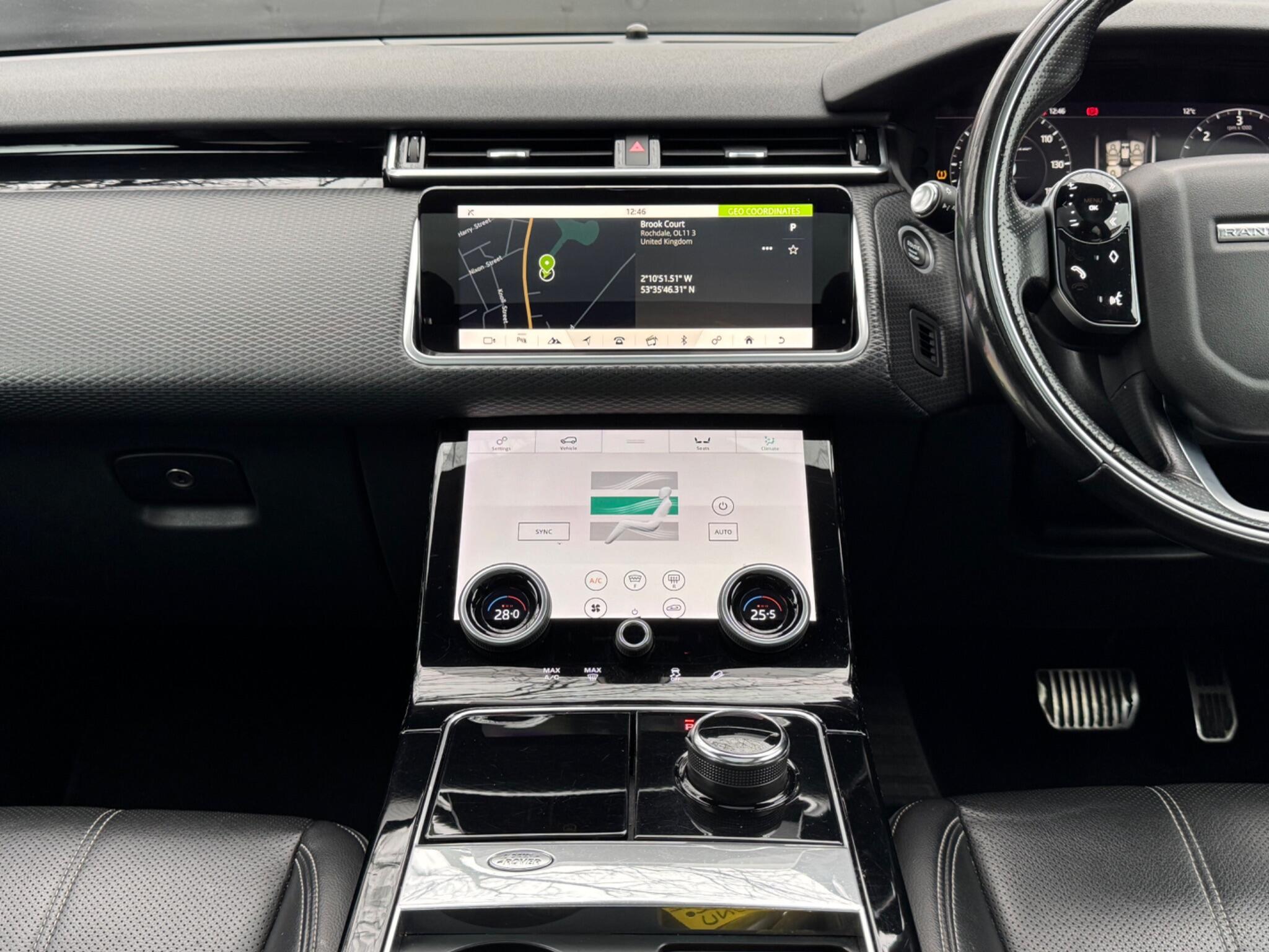 Land Rover Range Rover Velar - Image 49