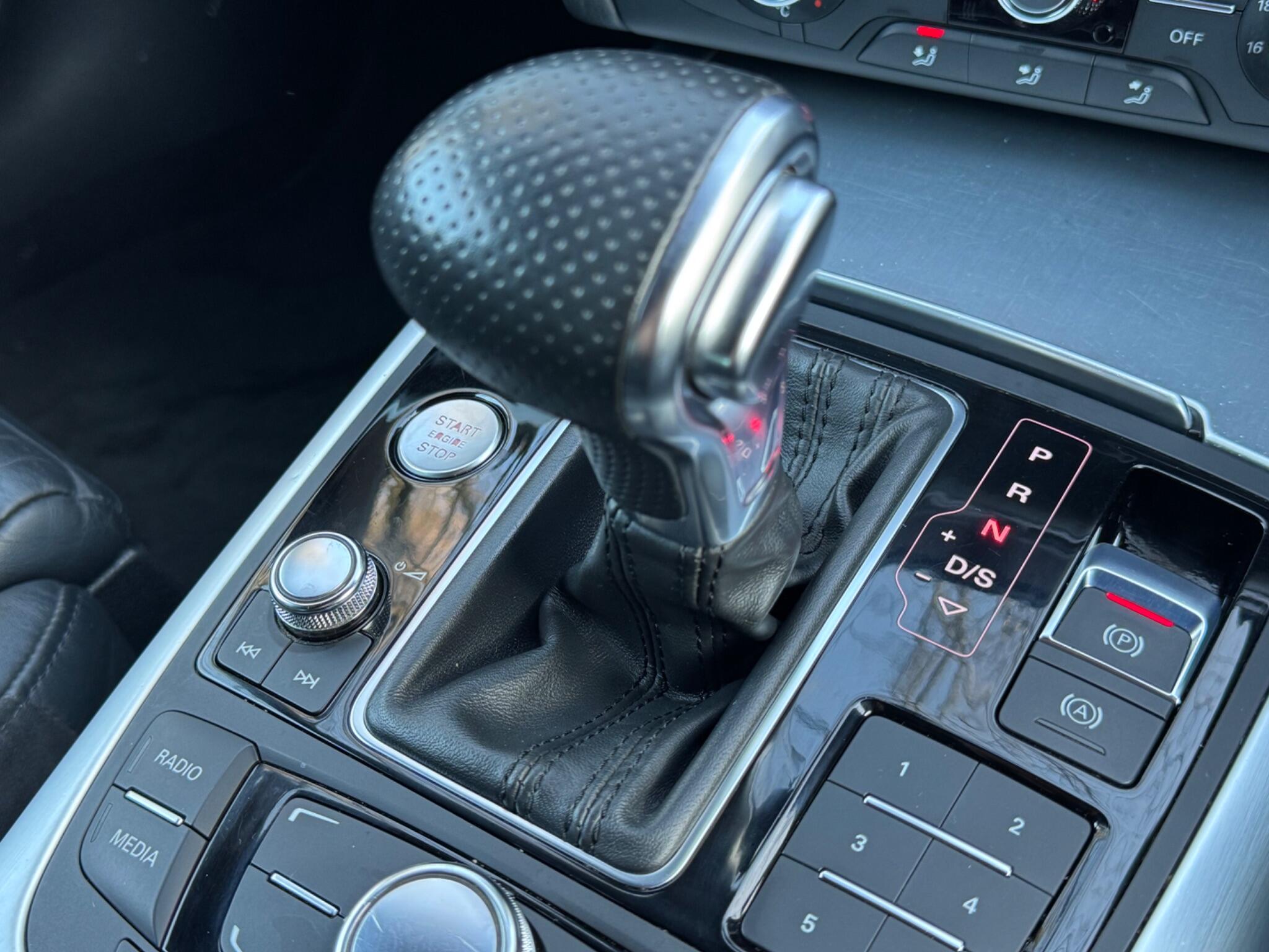 Audi A6 Avant - Image 37