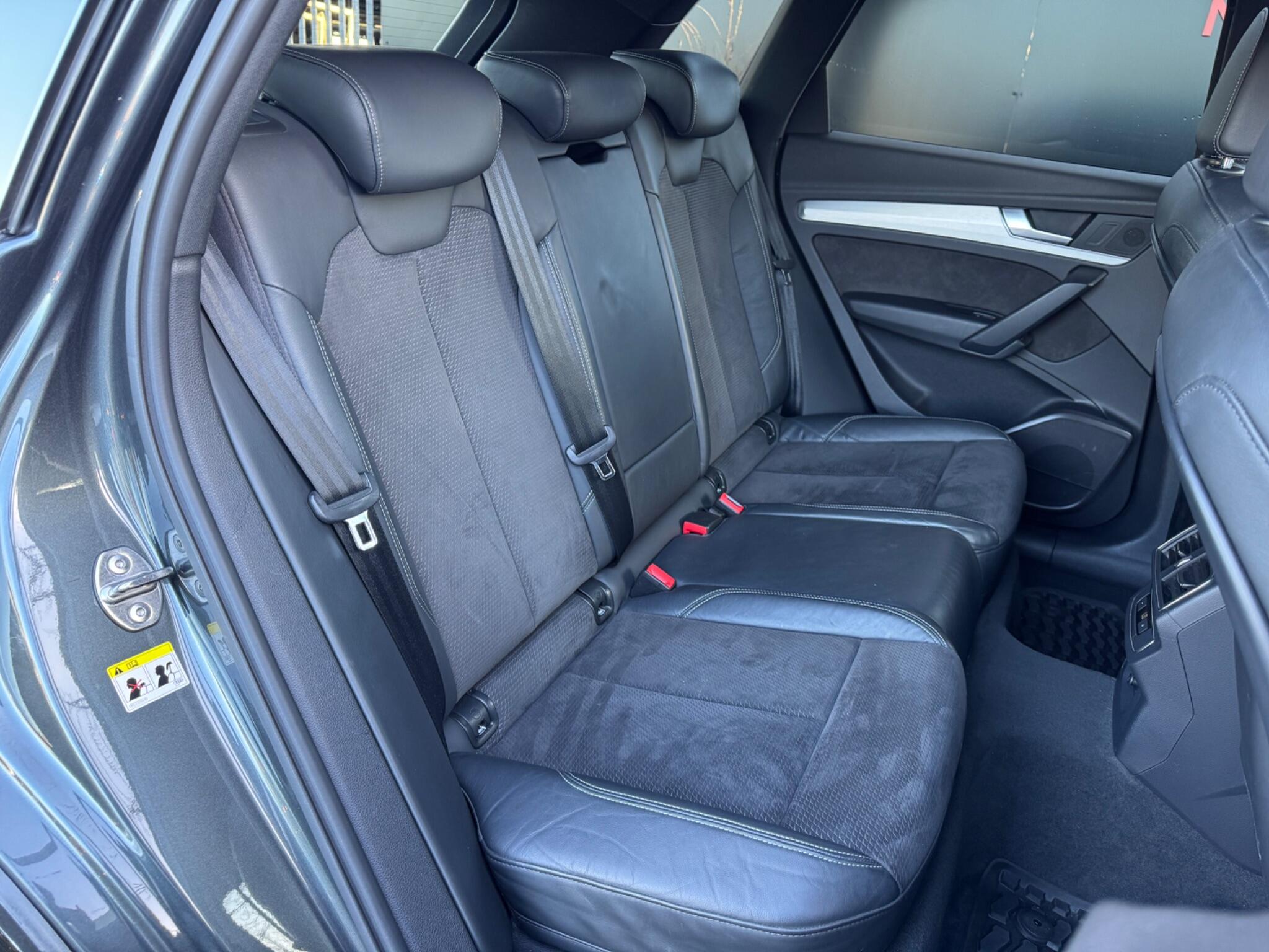 Audi Q5 - Image 21
