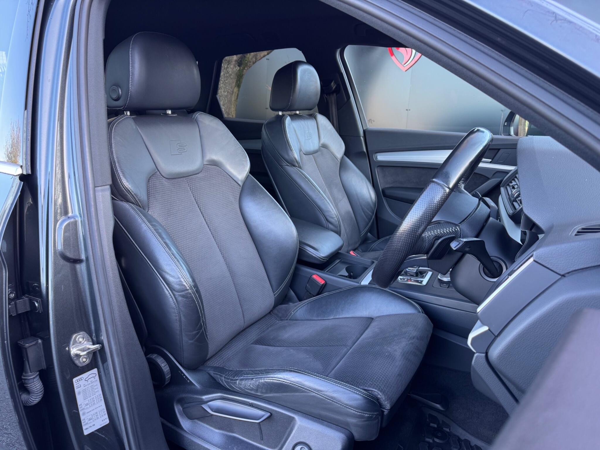 Audi Q5 - Image 23