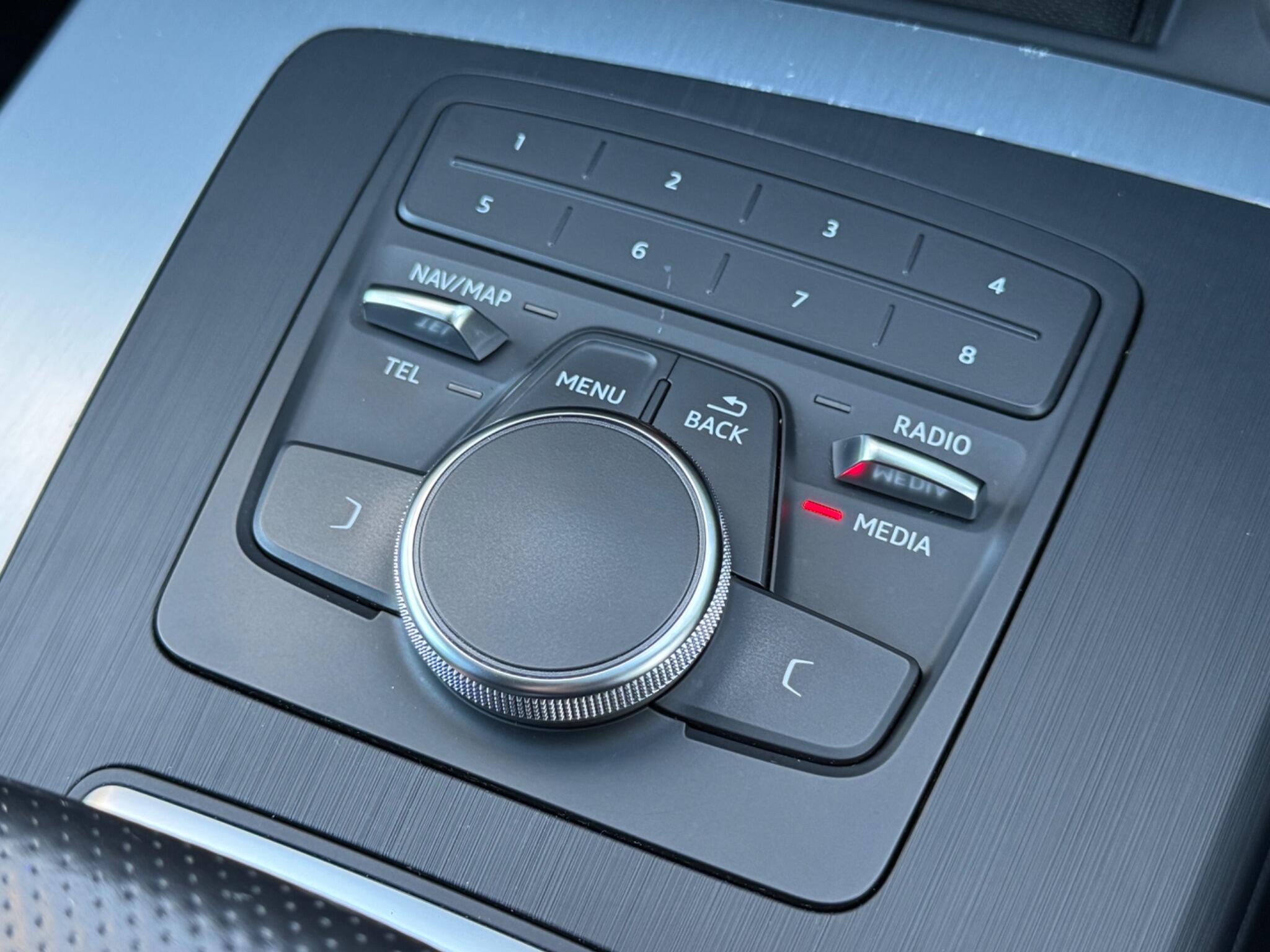 Audi Q5 - Image 34