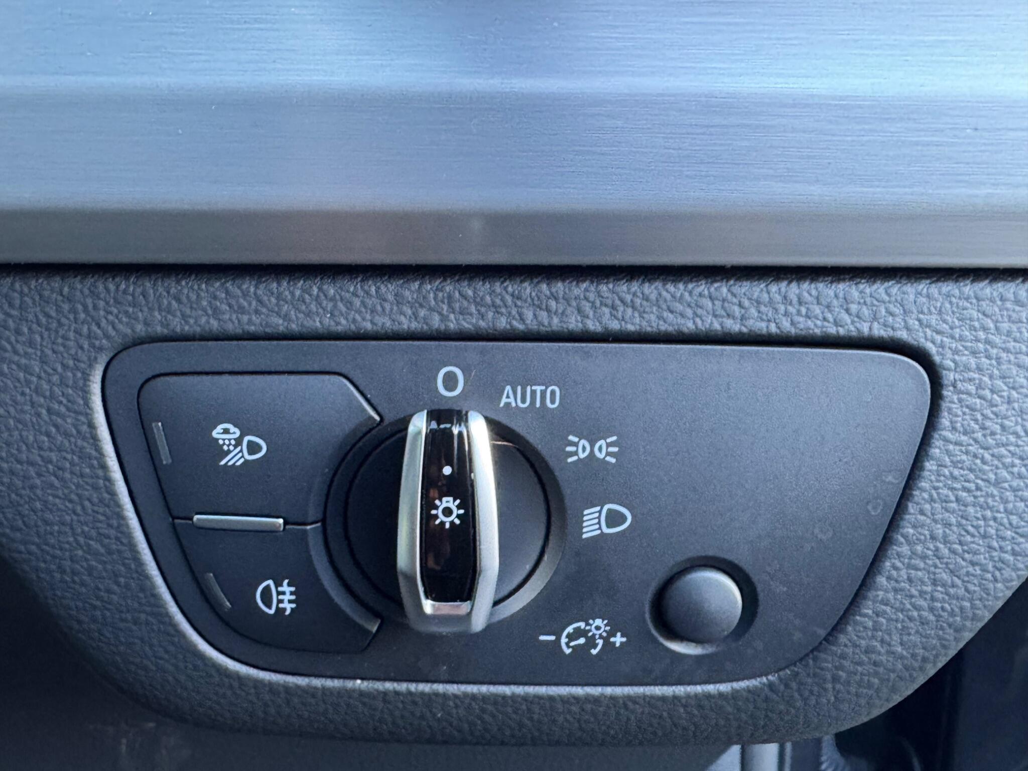 Audi Q5 - Image 58