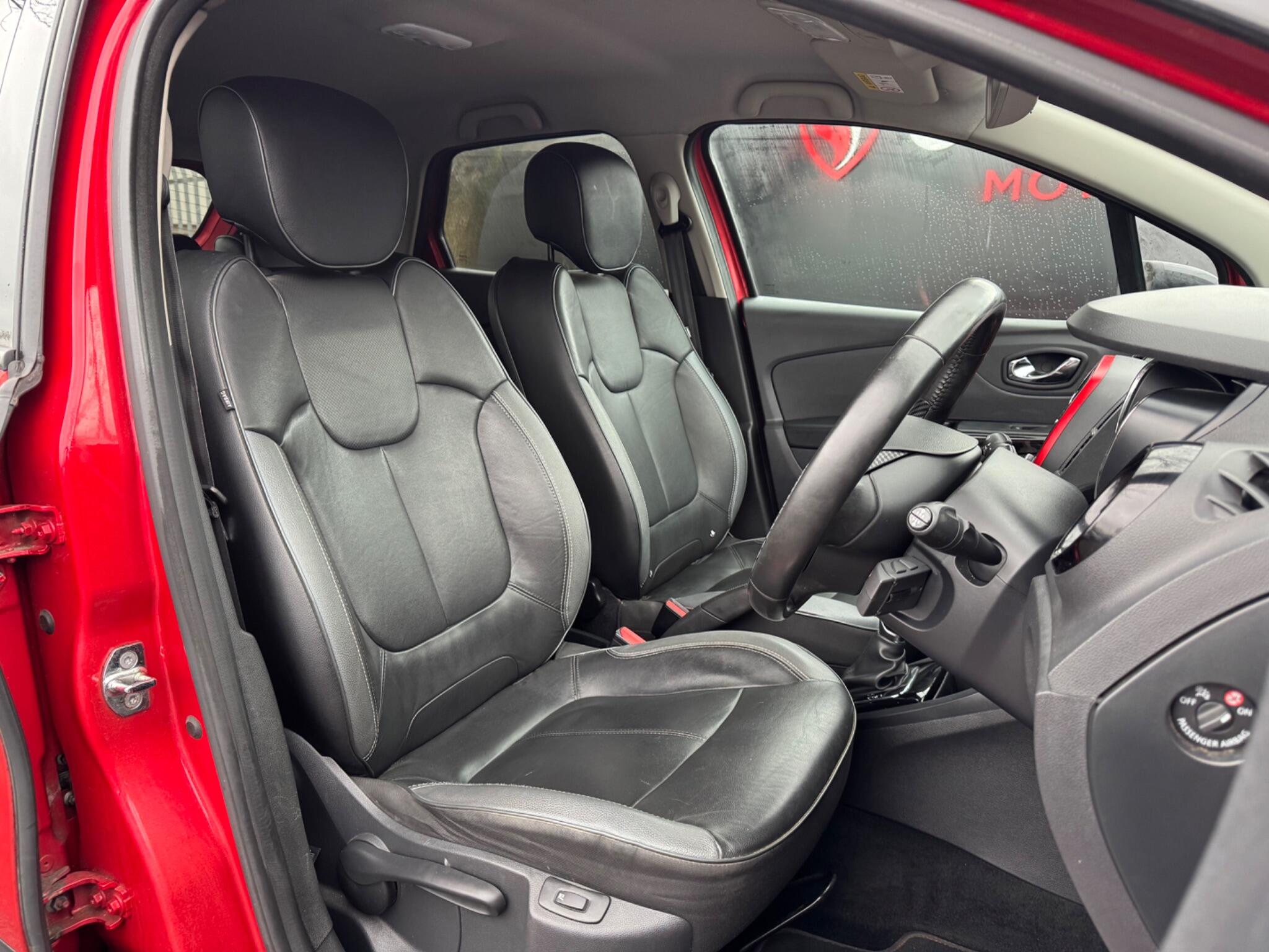 Renault Captur - Image 19