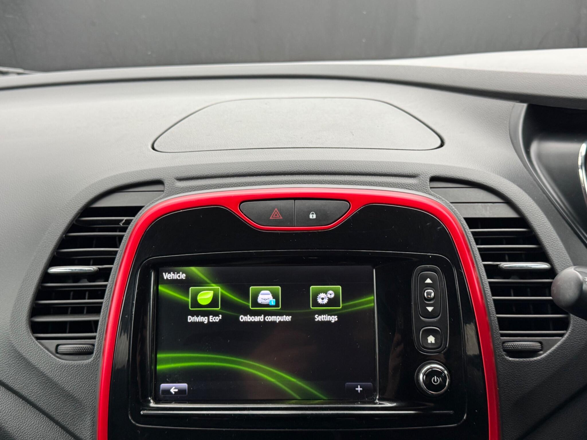 Renault Captur - Image 44