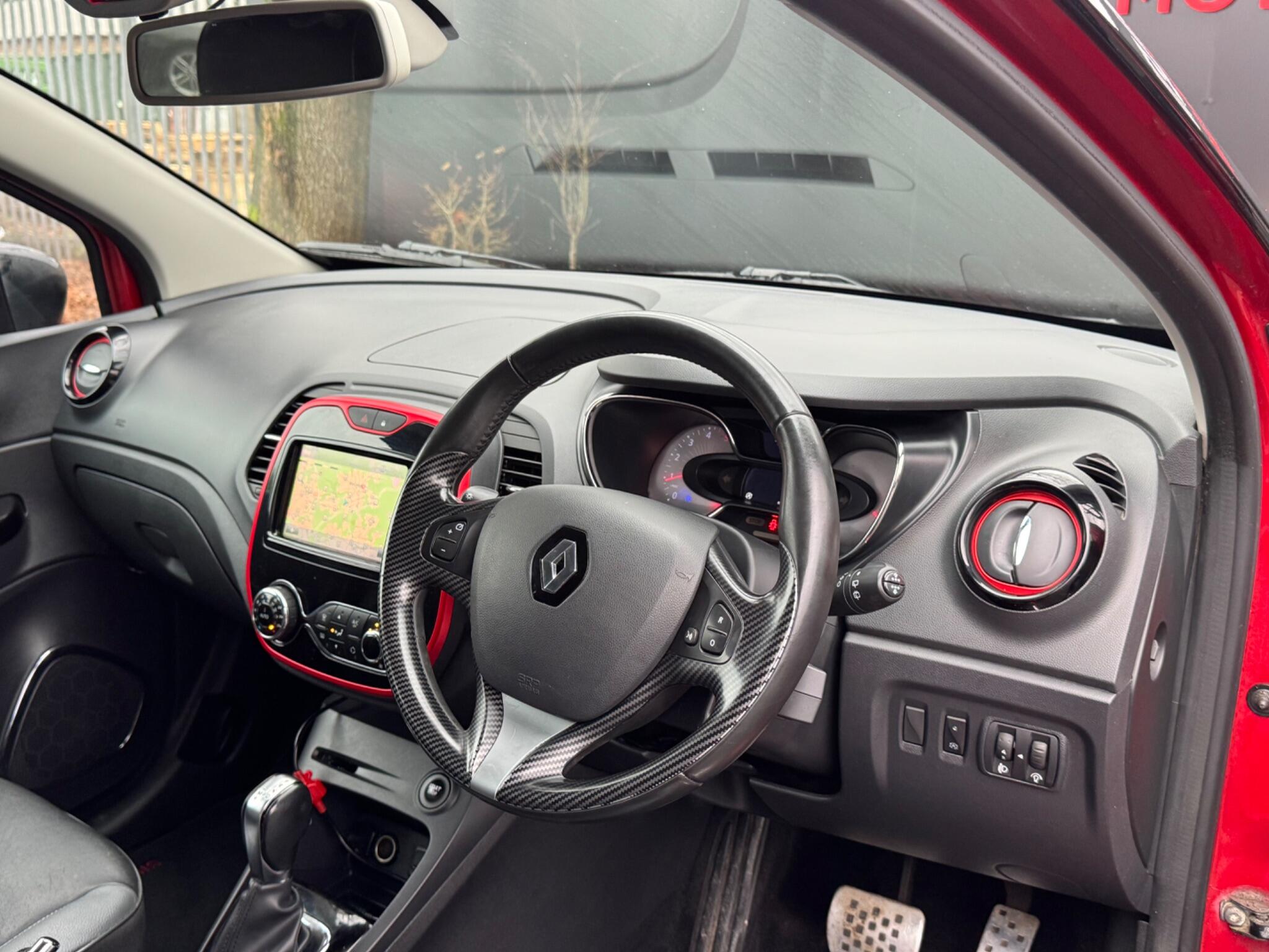 Renault Captur - Image 45