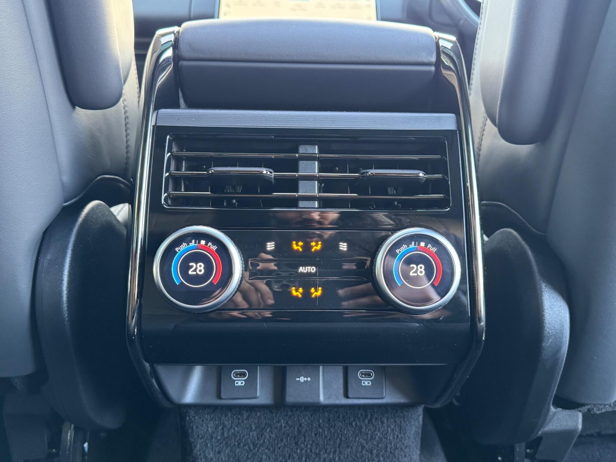 Land Rover RANGE ROVER SPORT - Image 32