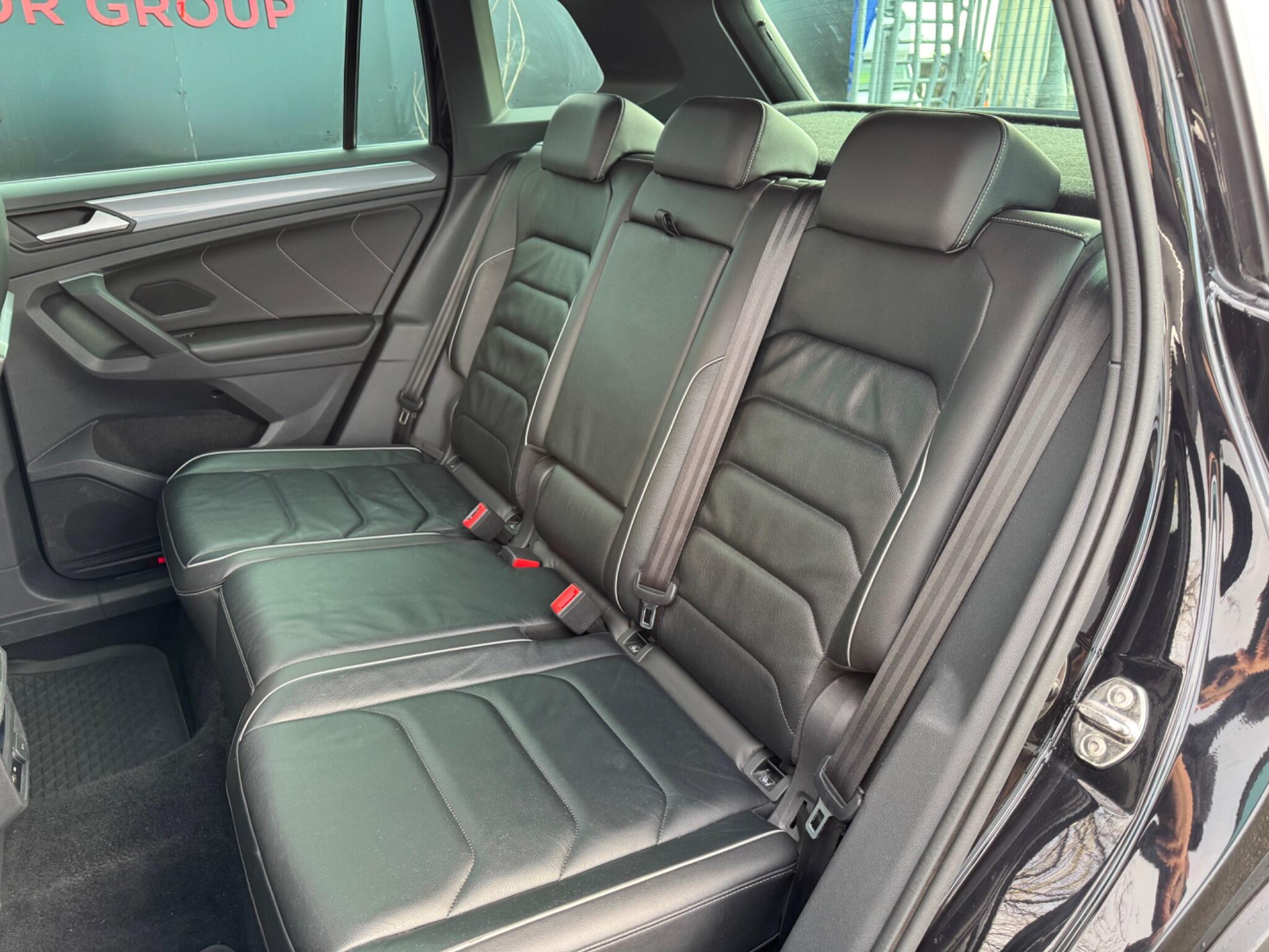 Volkswagen Tiguan - Image 20