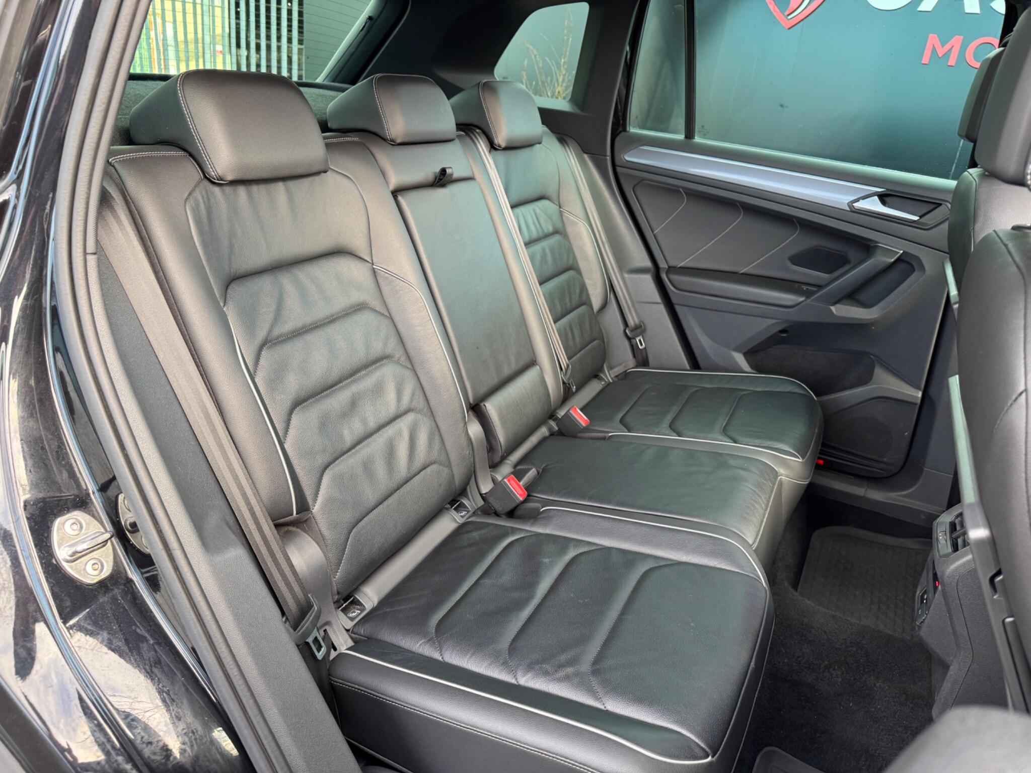 Volkswagen Tiguan - Image 29