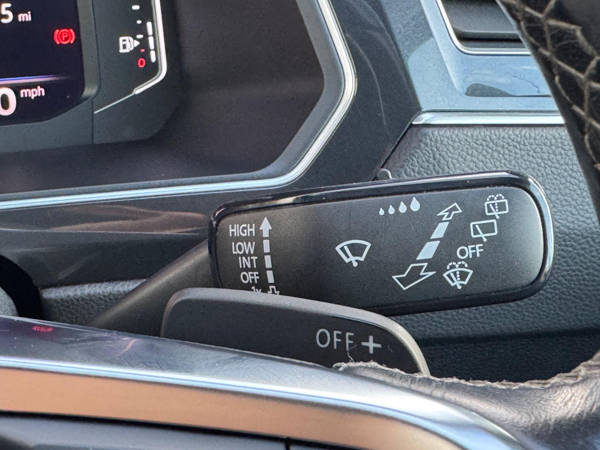 Volkswagen Tiguan - Image 39
