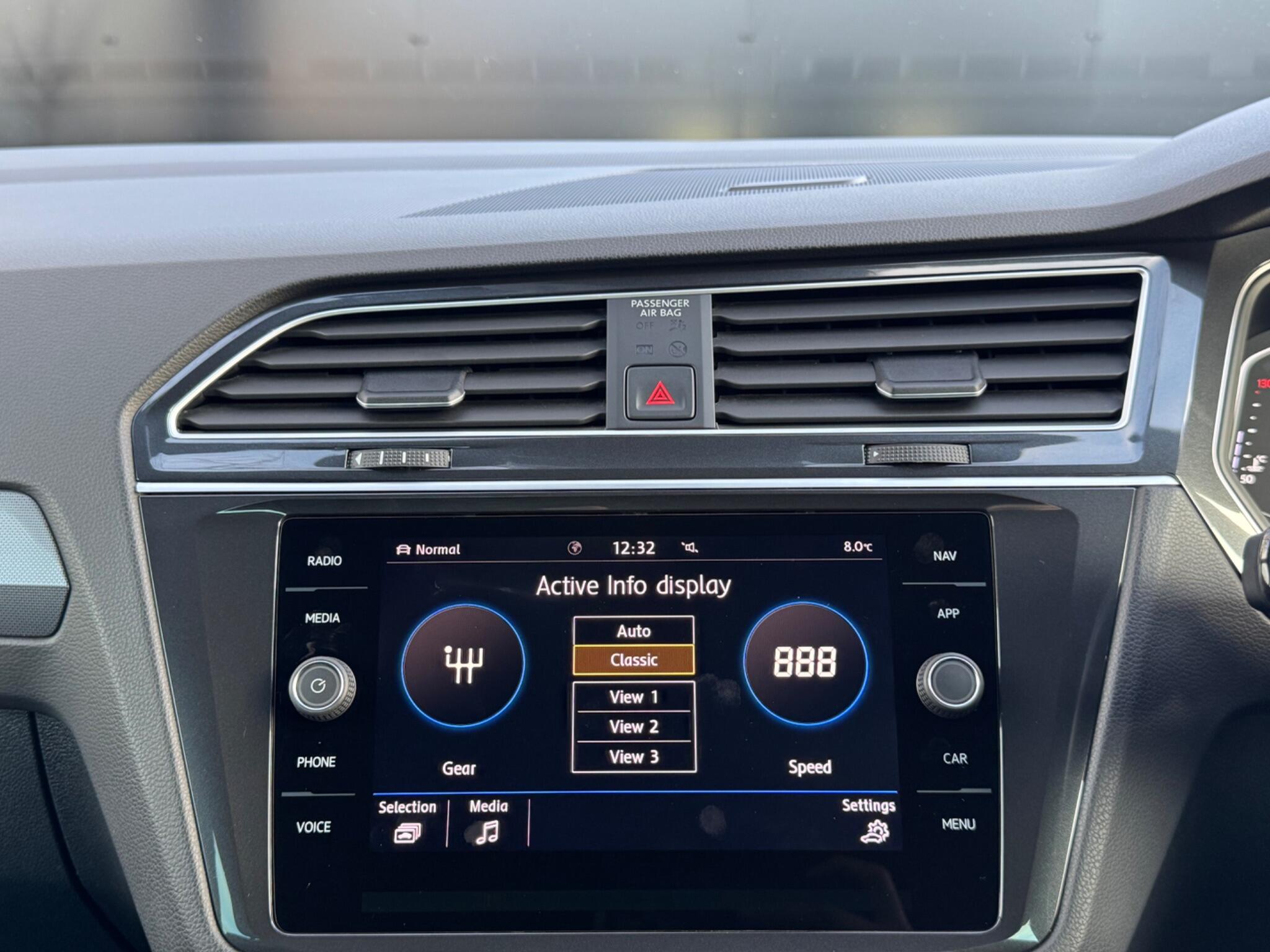 Volkswagen Tiguan - Image 52