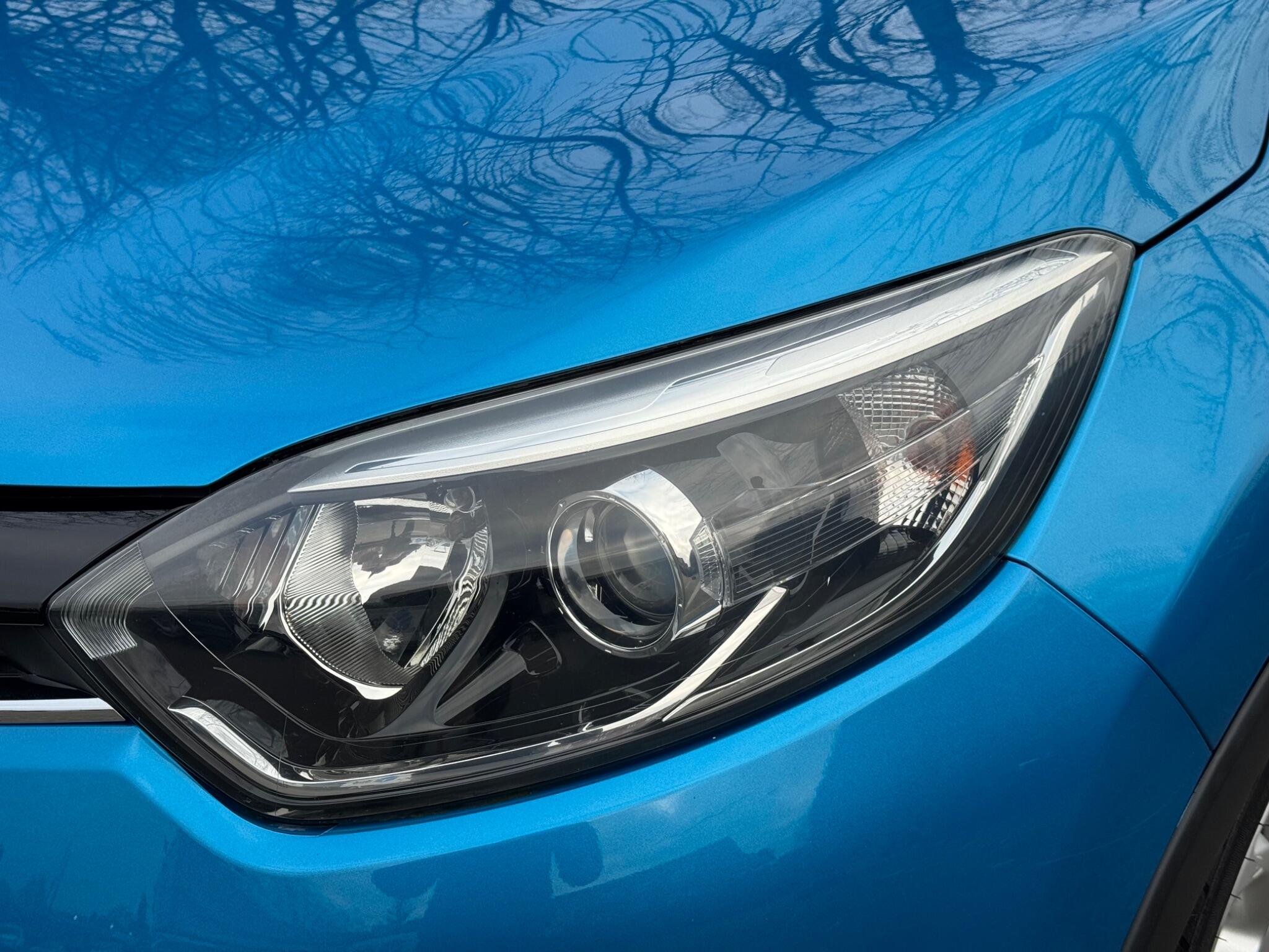 Renault Captur - Image 49
