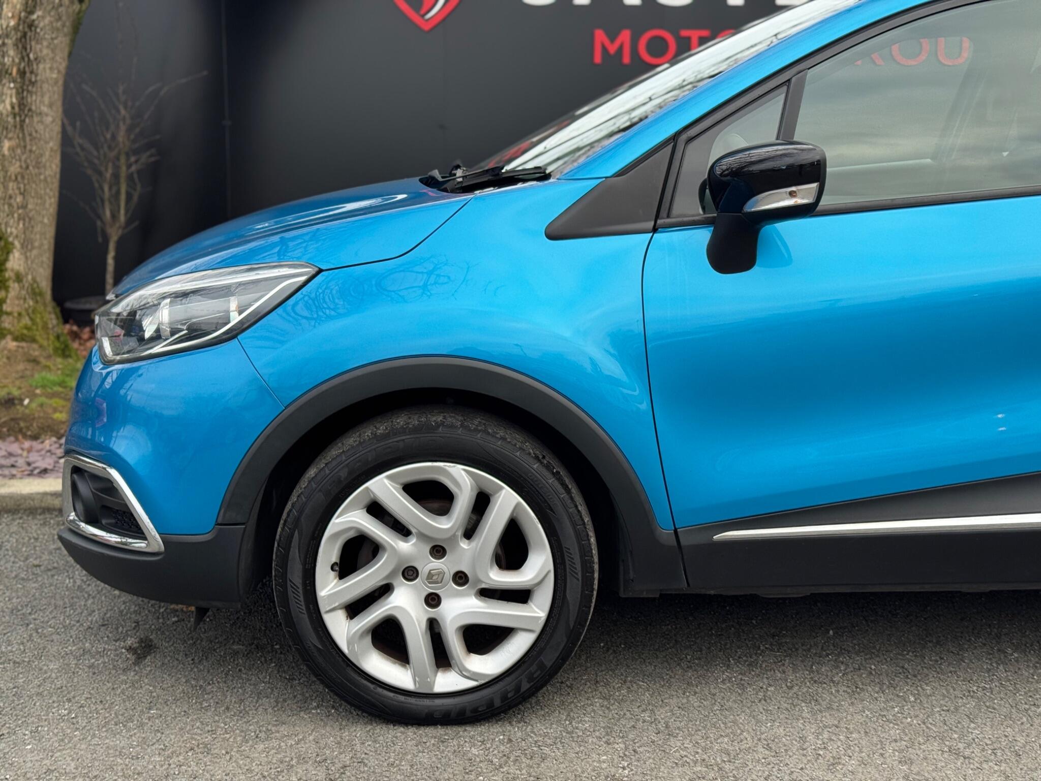 Renault Captur - Image 34