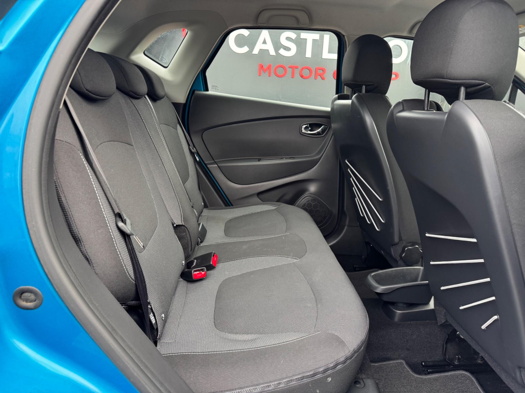 Renault Captur - Image 23
