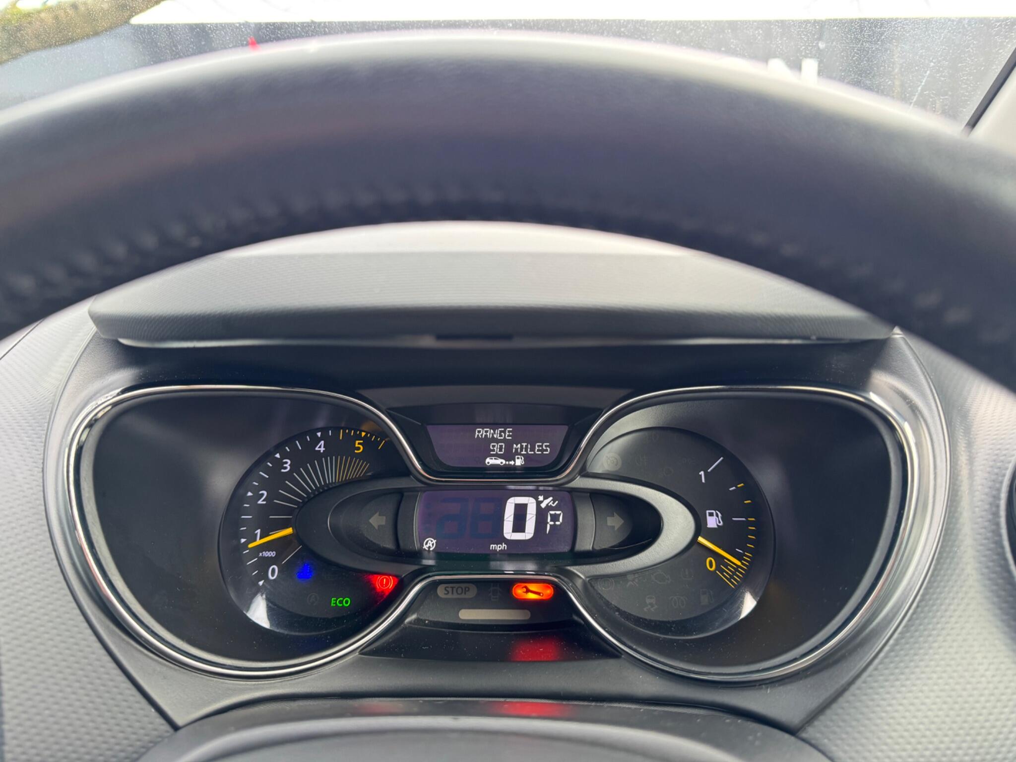 Renault Captur - Image 43