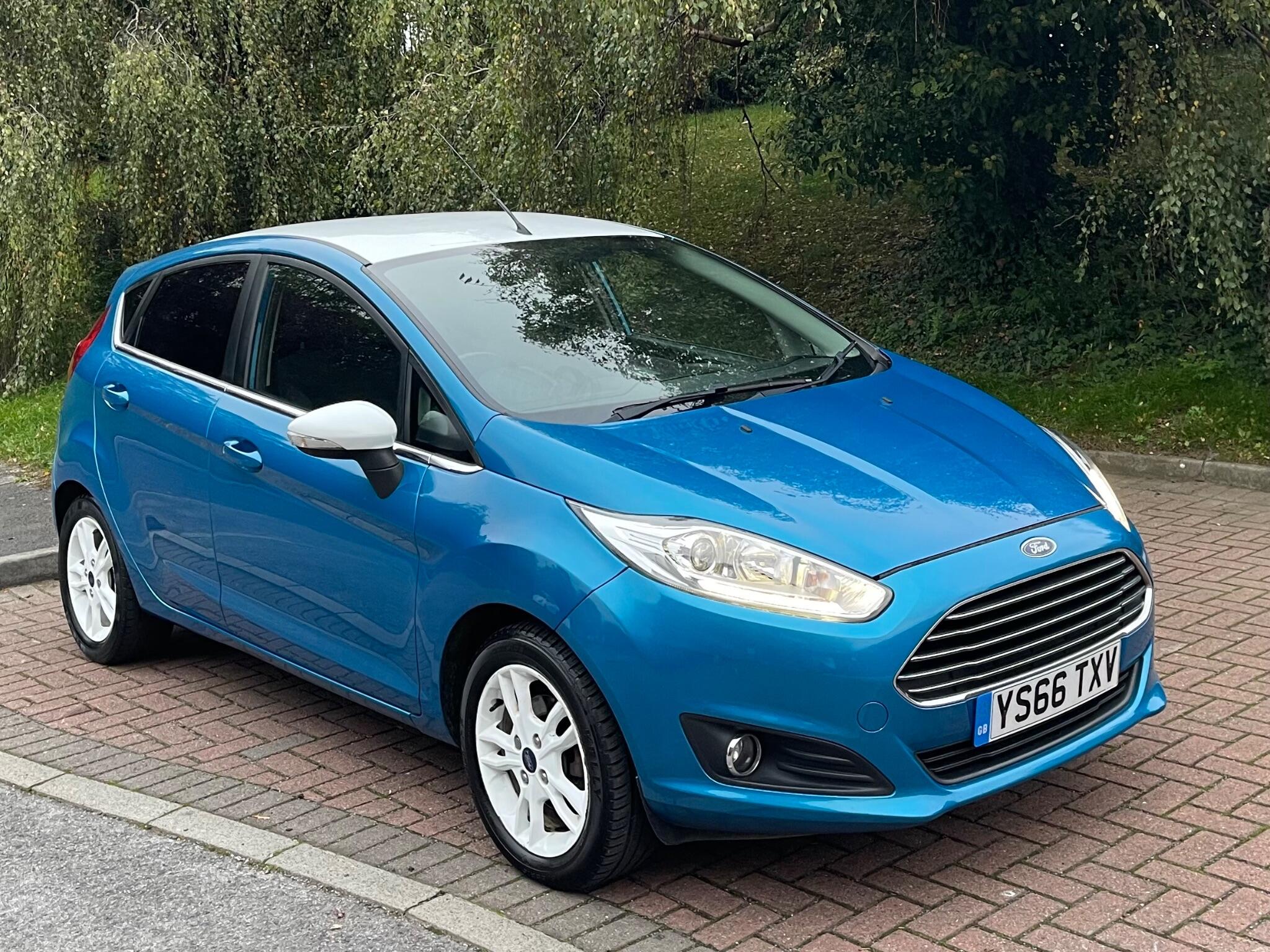 Ford Fiesta - Image 20