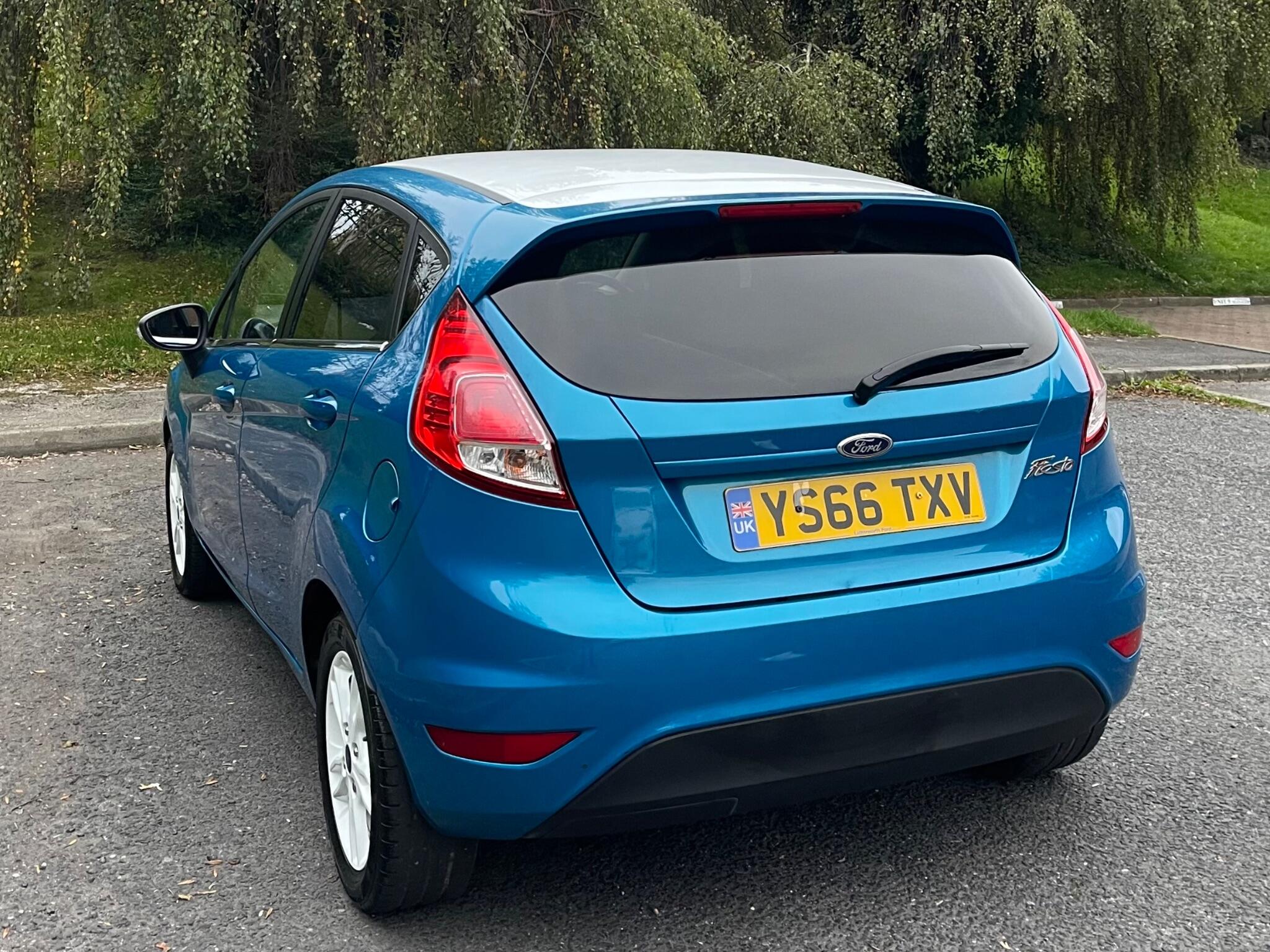 Ford Fiesta - Image 27