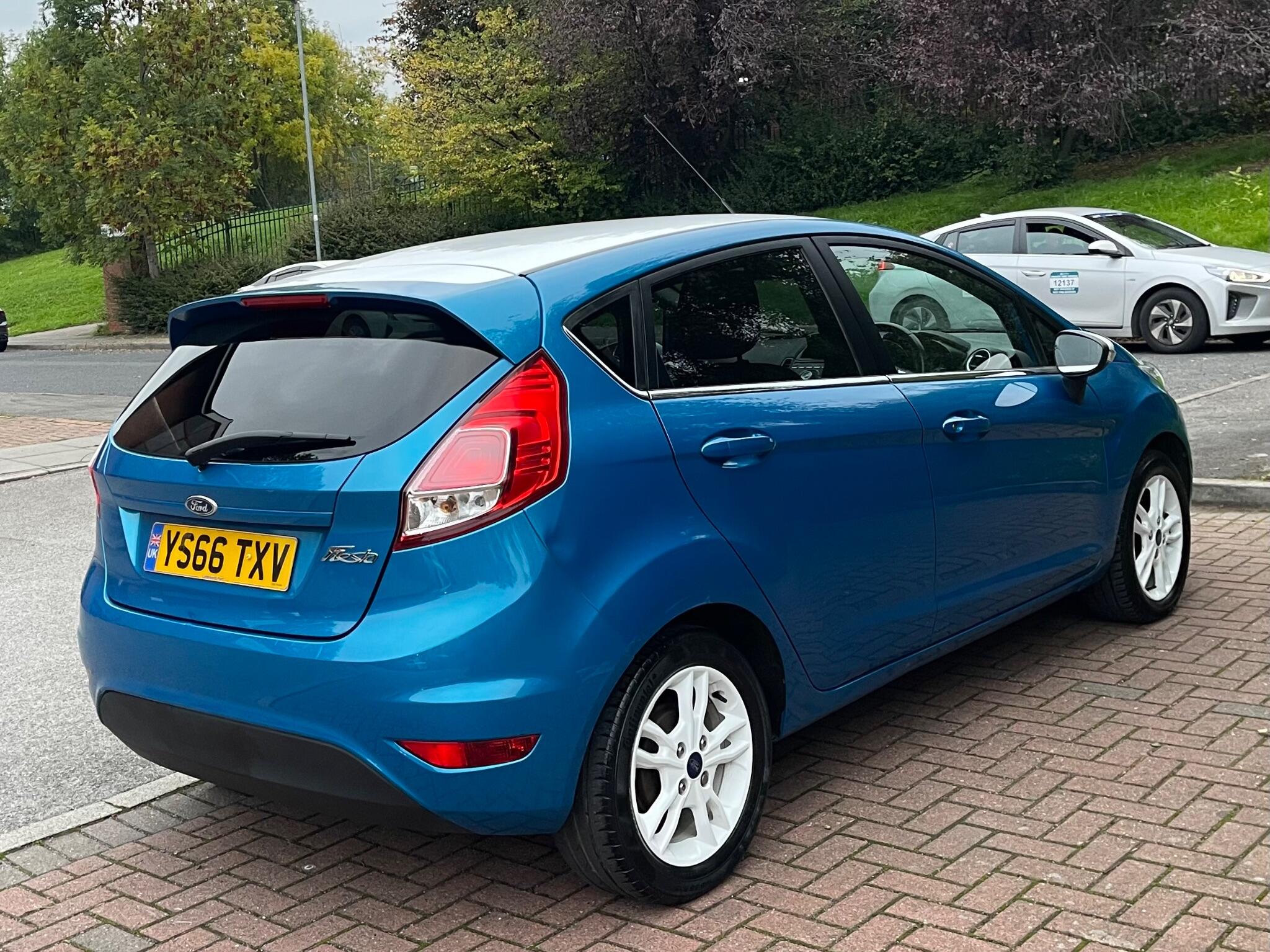 Ford Fiesta - Image 37