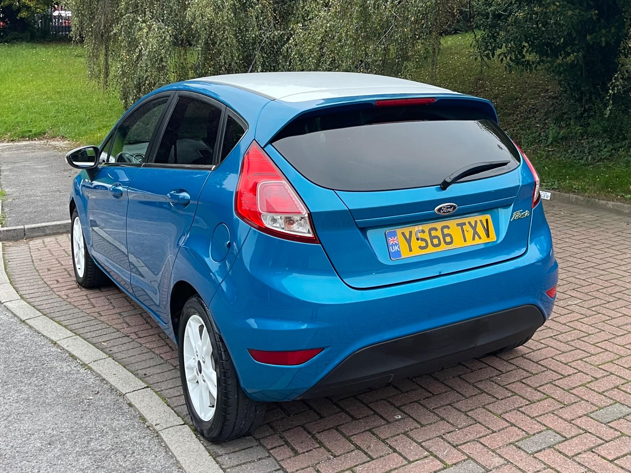 Ford Fiesta - Image 38