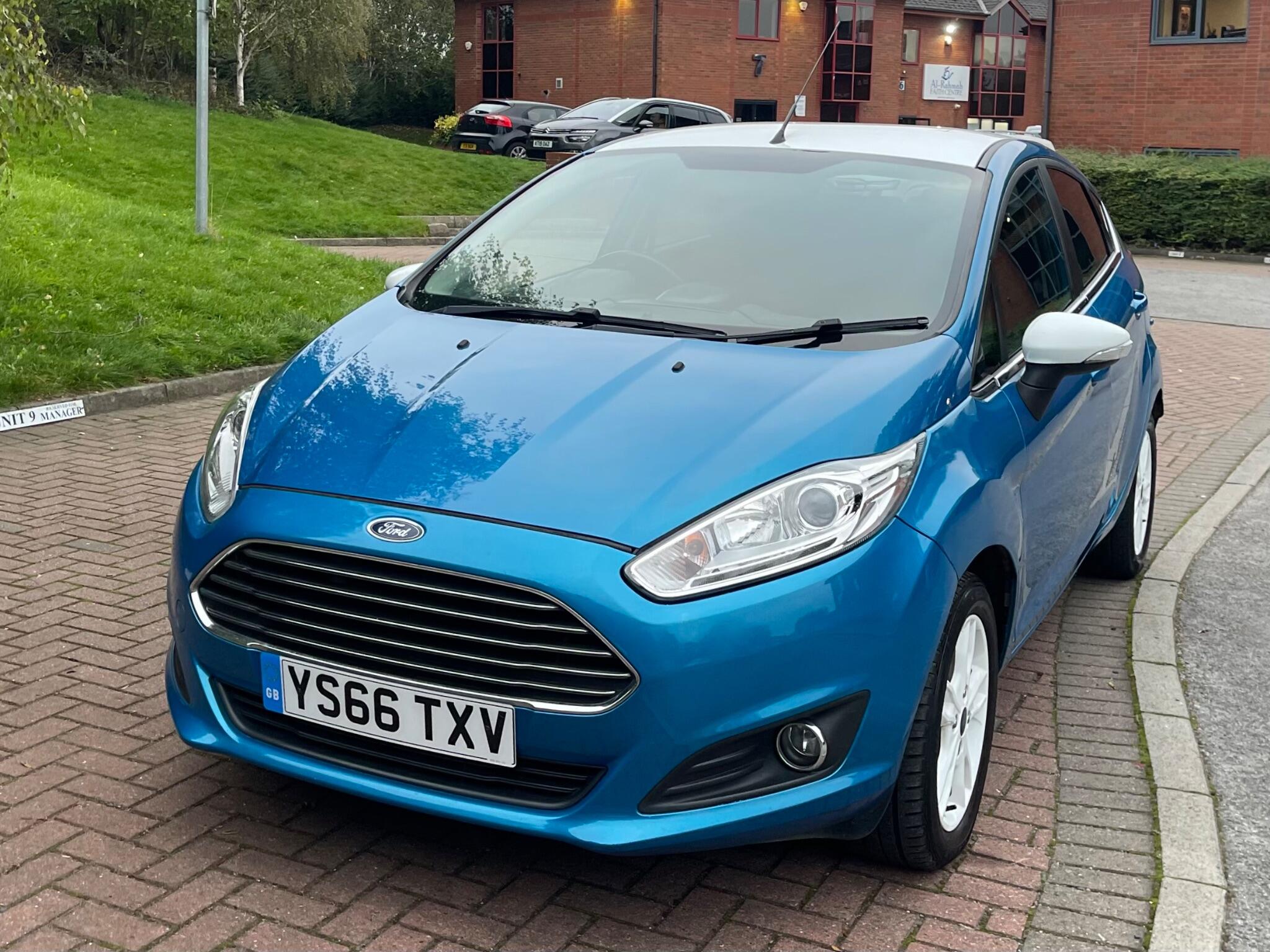 Ford Fiesta - Image 39