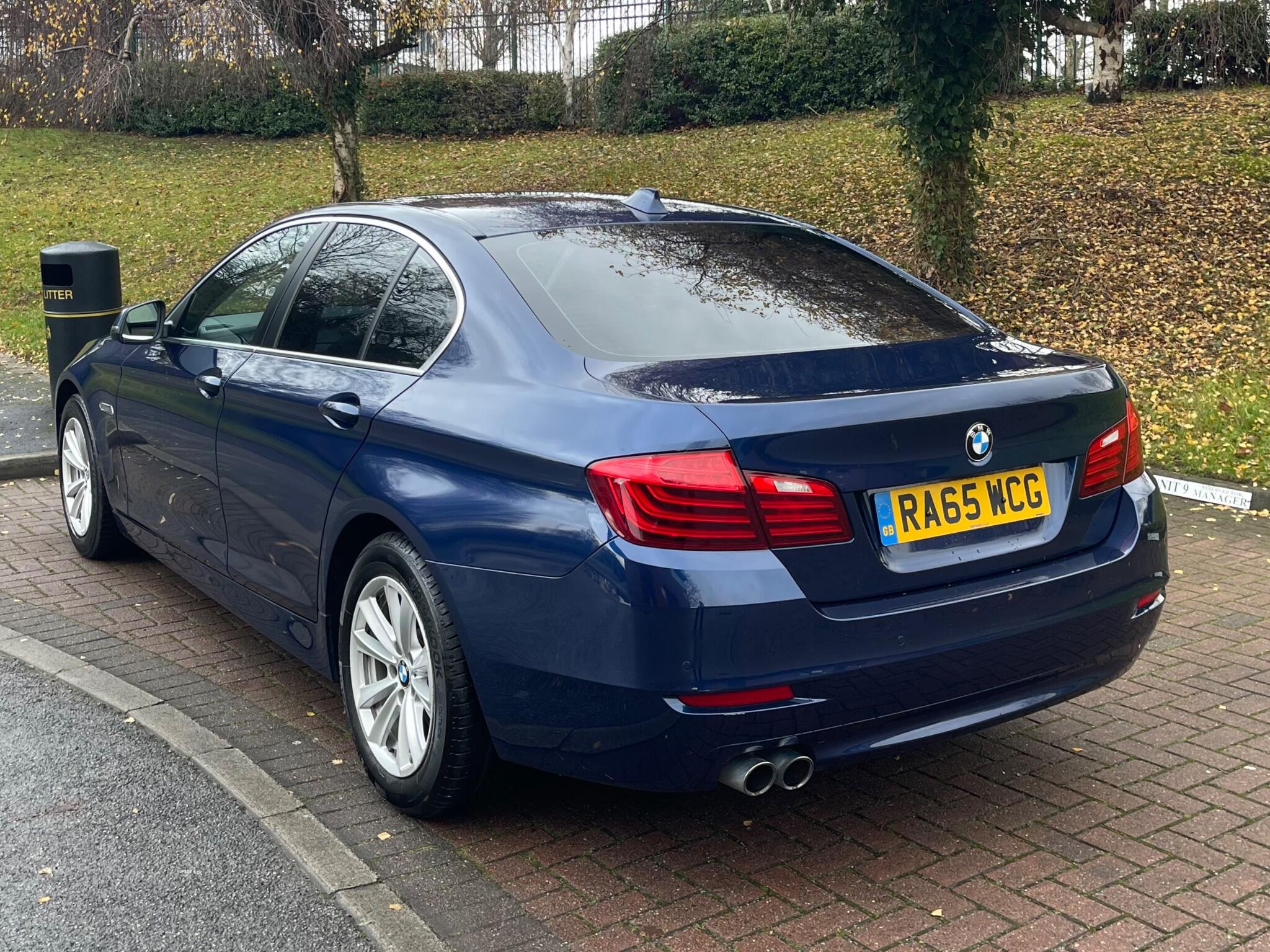 BMW 5 Series - Image 10