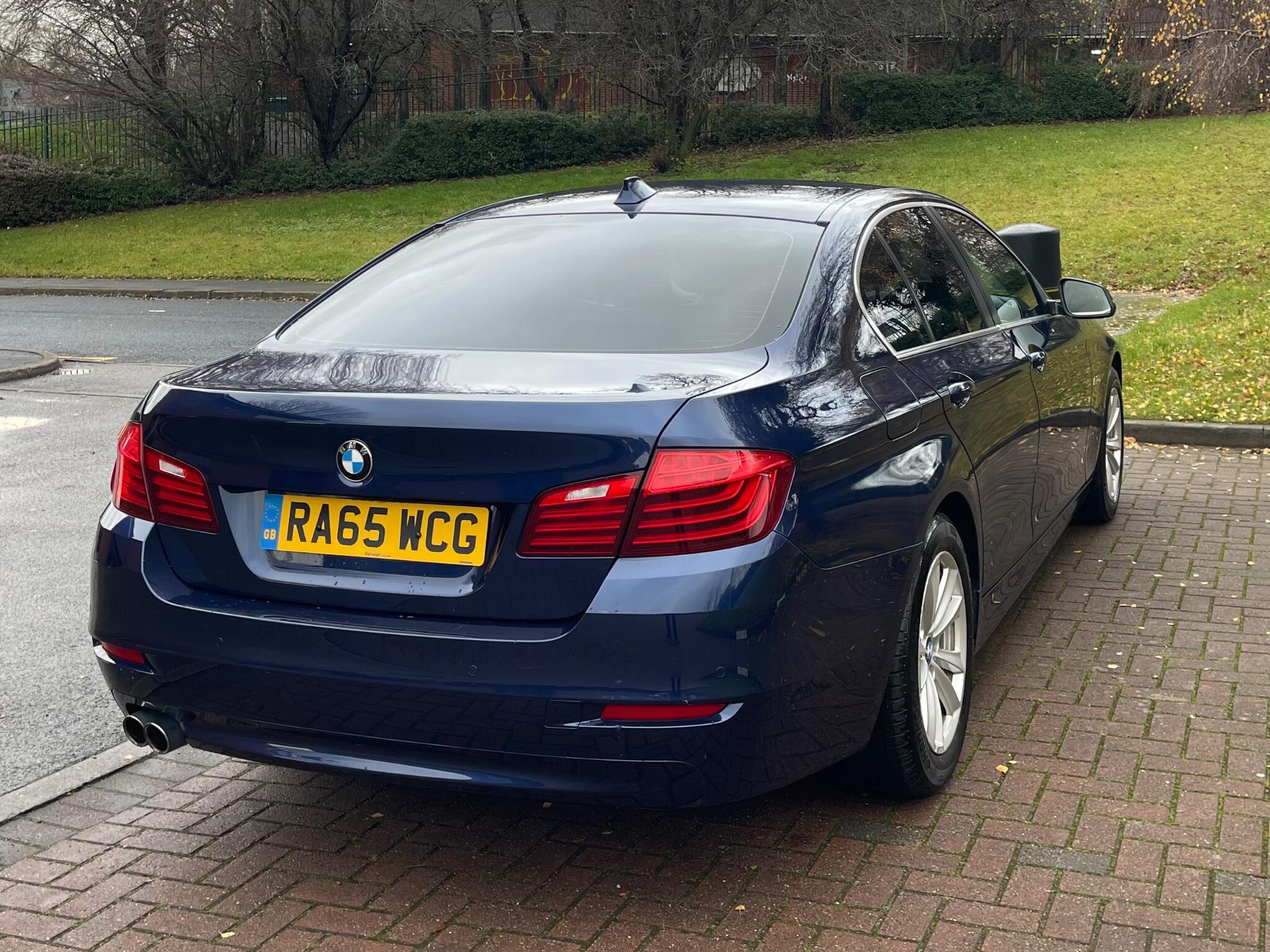 BMW 5 Series - Image 13