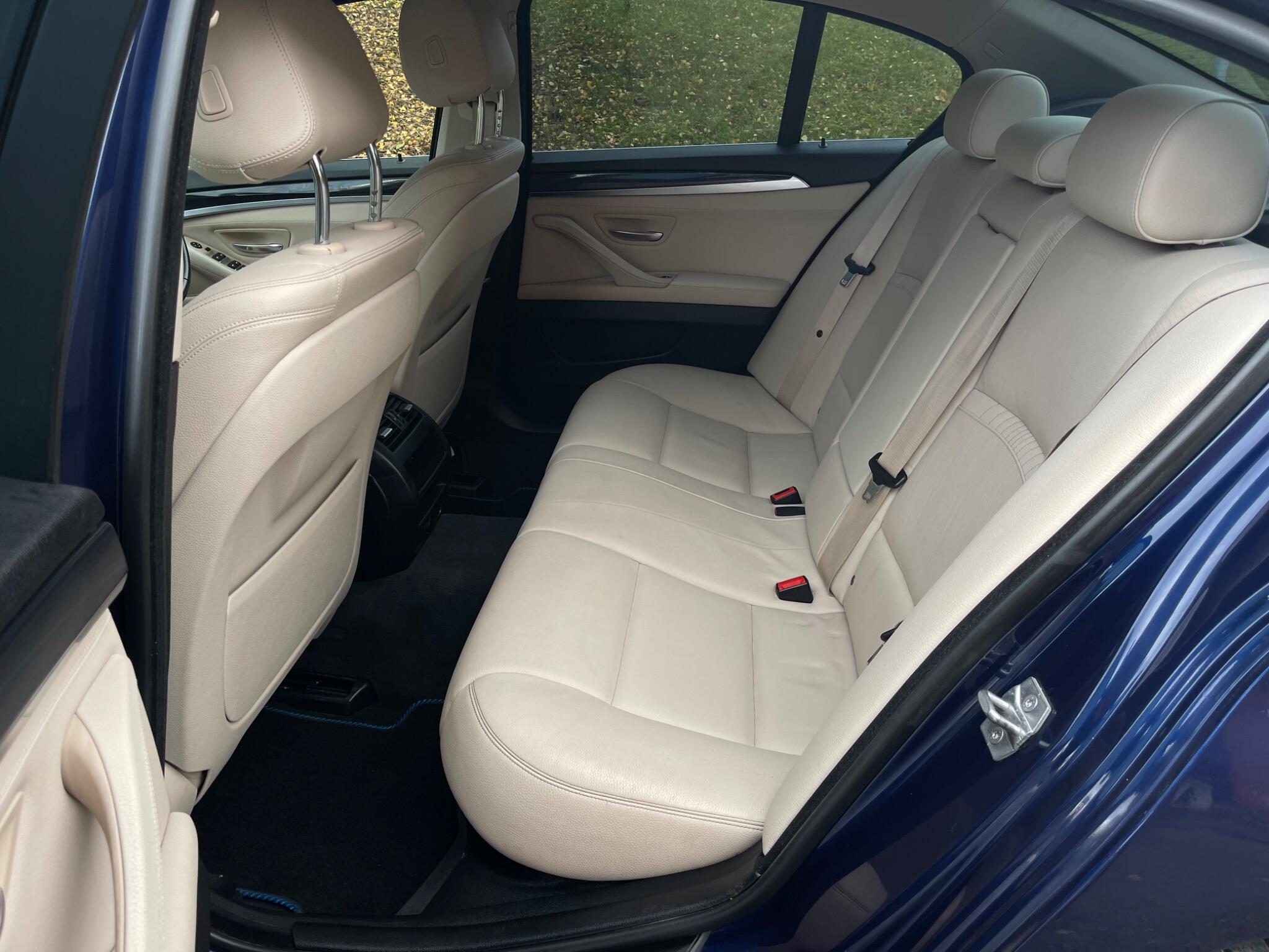 BMW 5 Series - Image 28