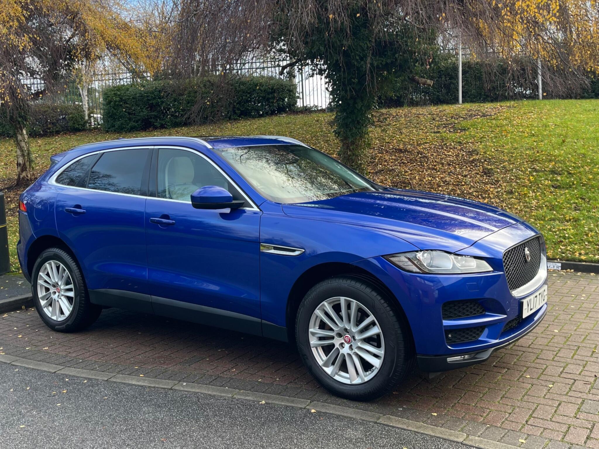 Jaguar F-Pace