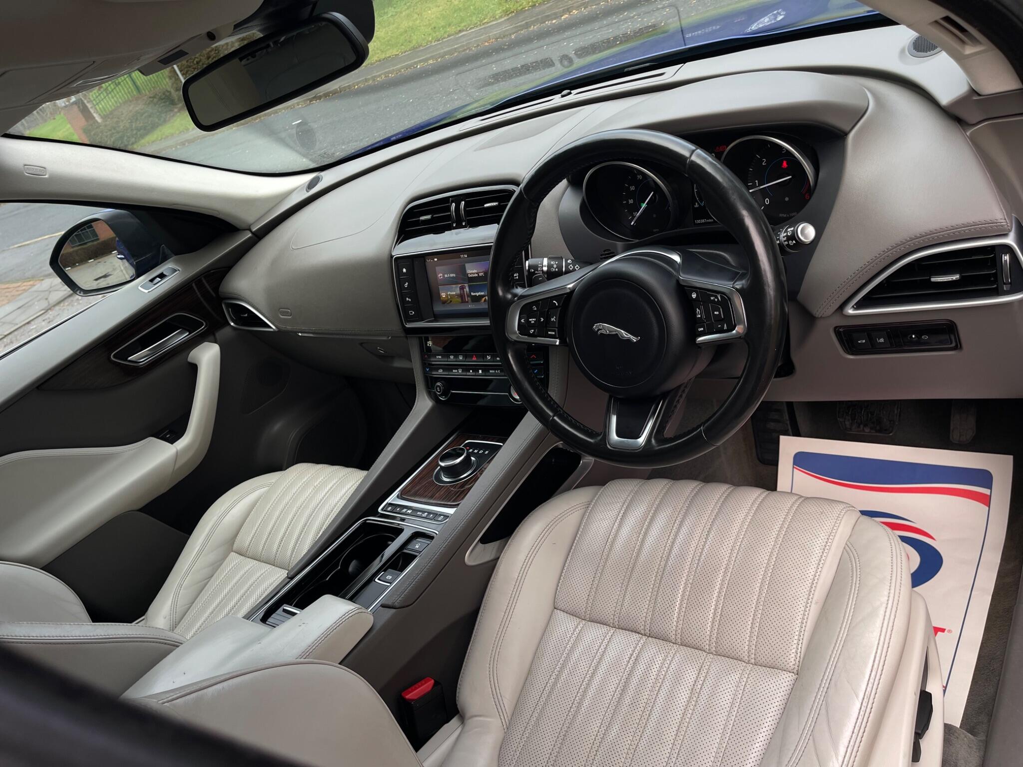 Jaguar F-Pace - Image 32