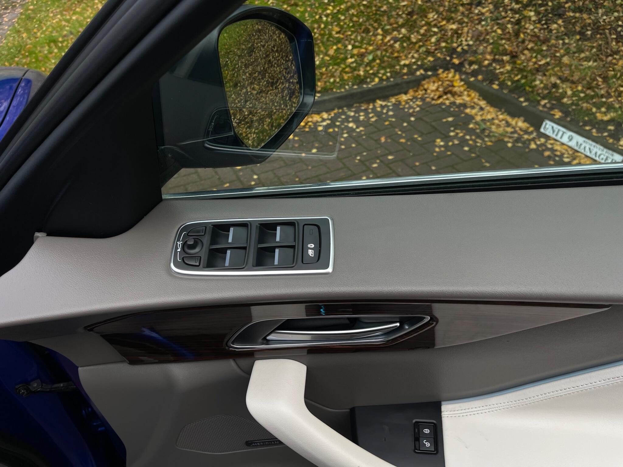 Jaguar F-Pace - Image 38