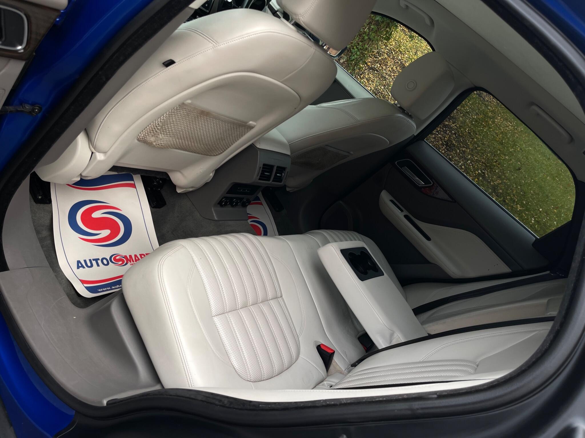 Jaguar F-Pace - Image 42