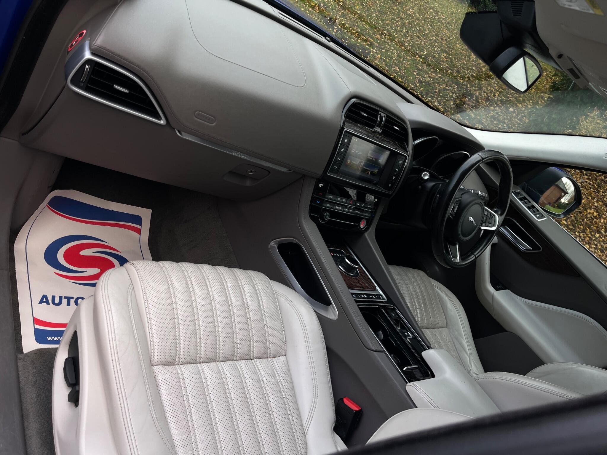 Jaguar F-Pace - Image 46