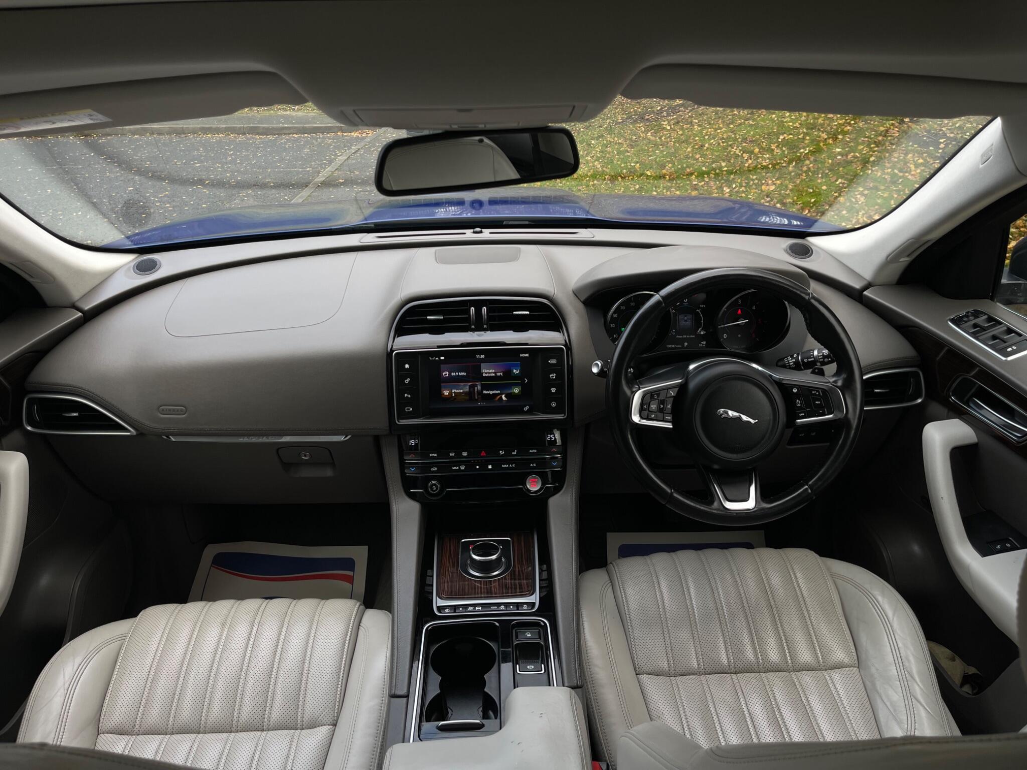 Jaguar F-Pace - Image 47