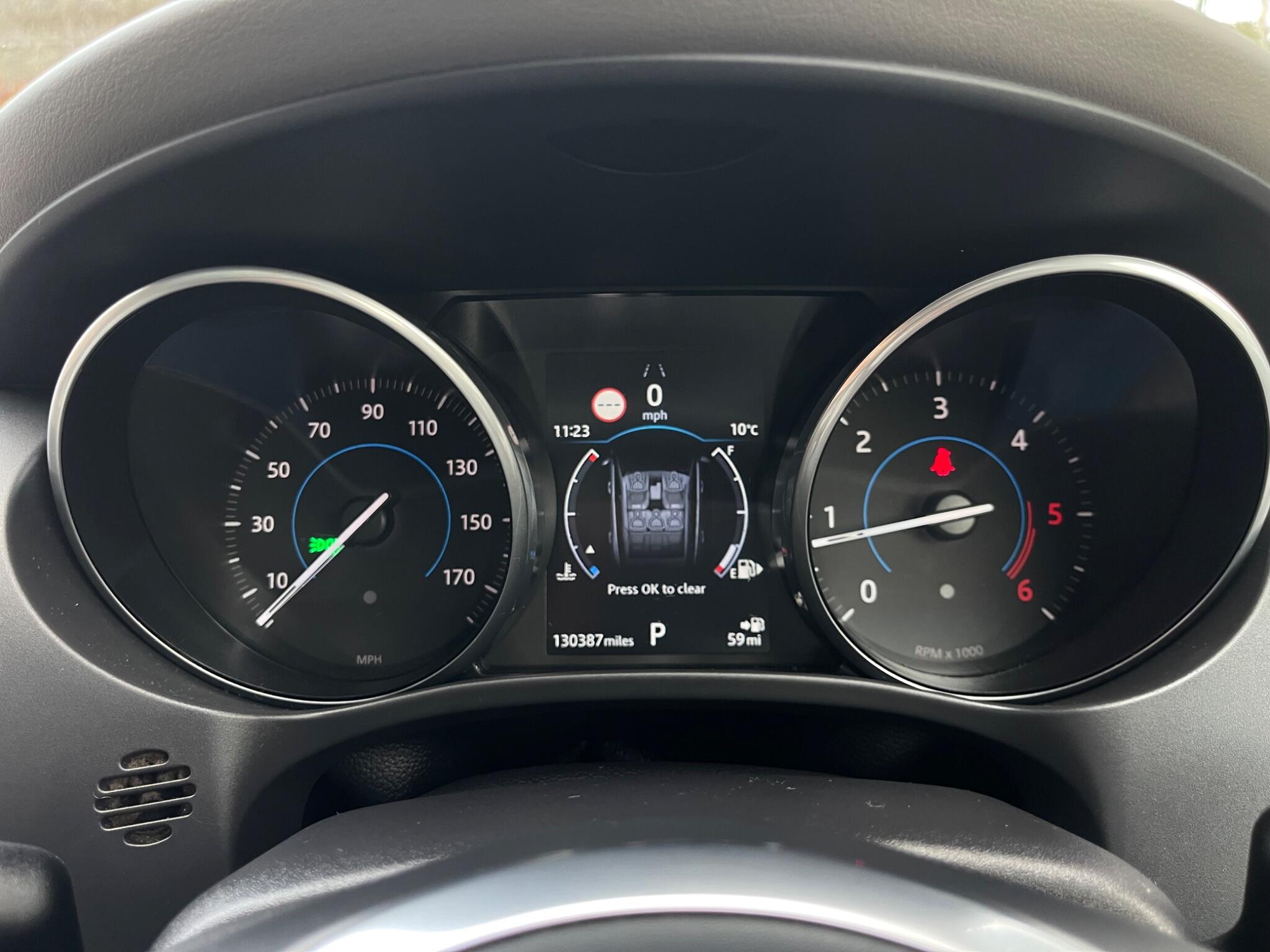 Jaguar F-Pace - Image 54