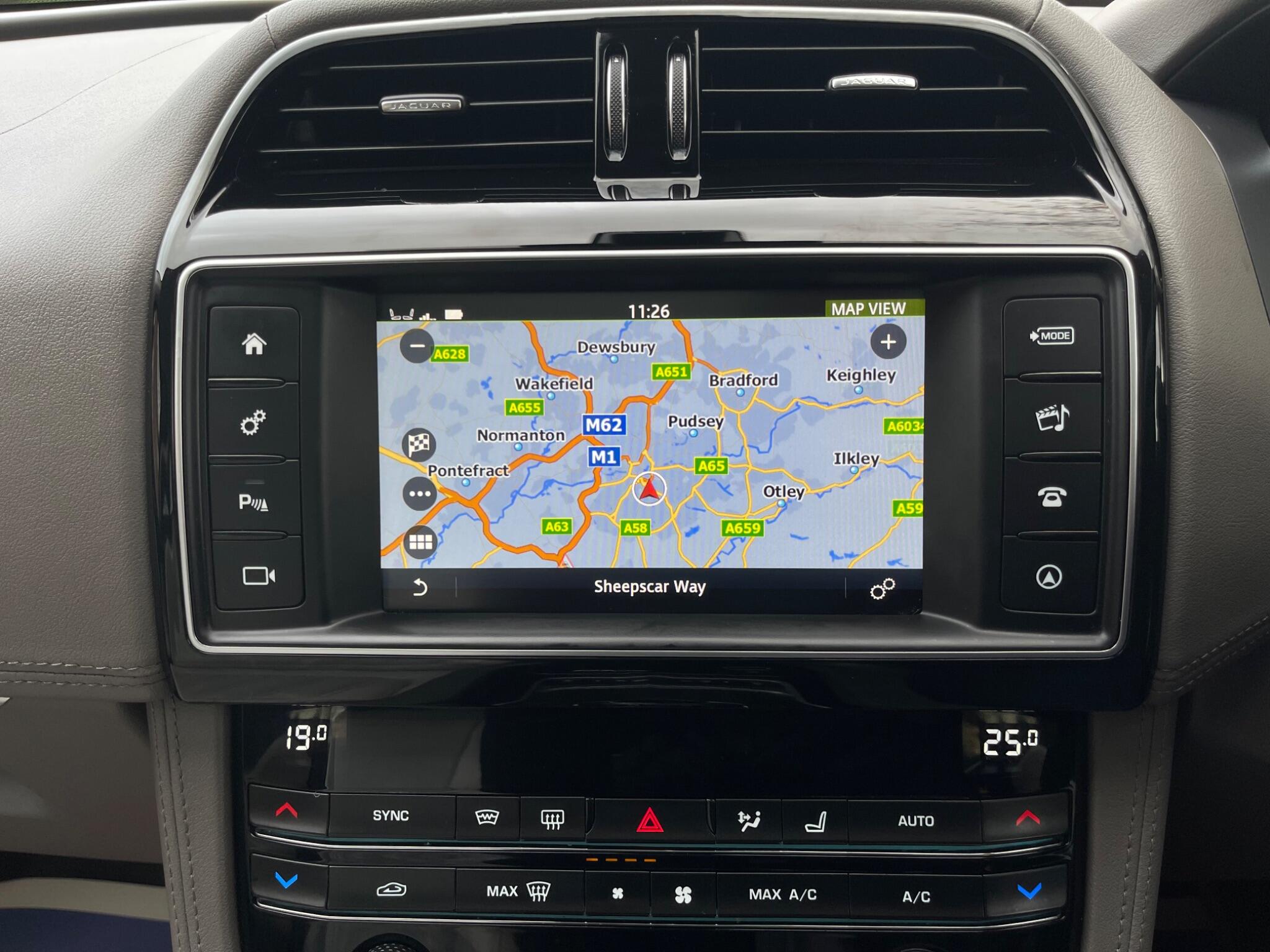 Jaguar F-Pace - Image 60