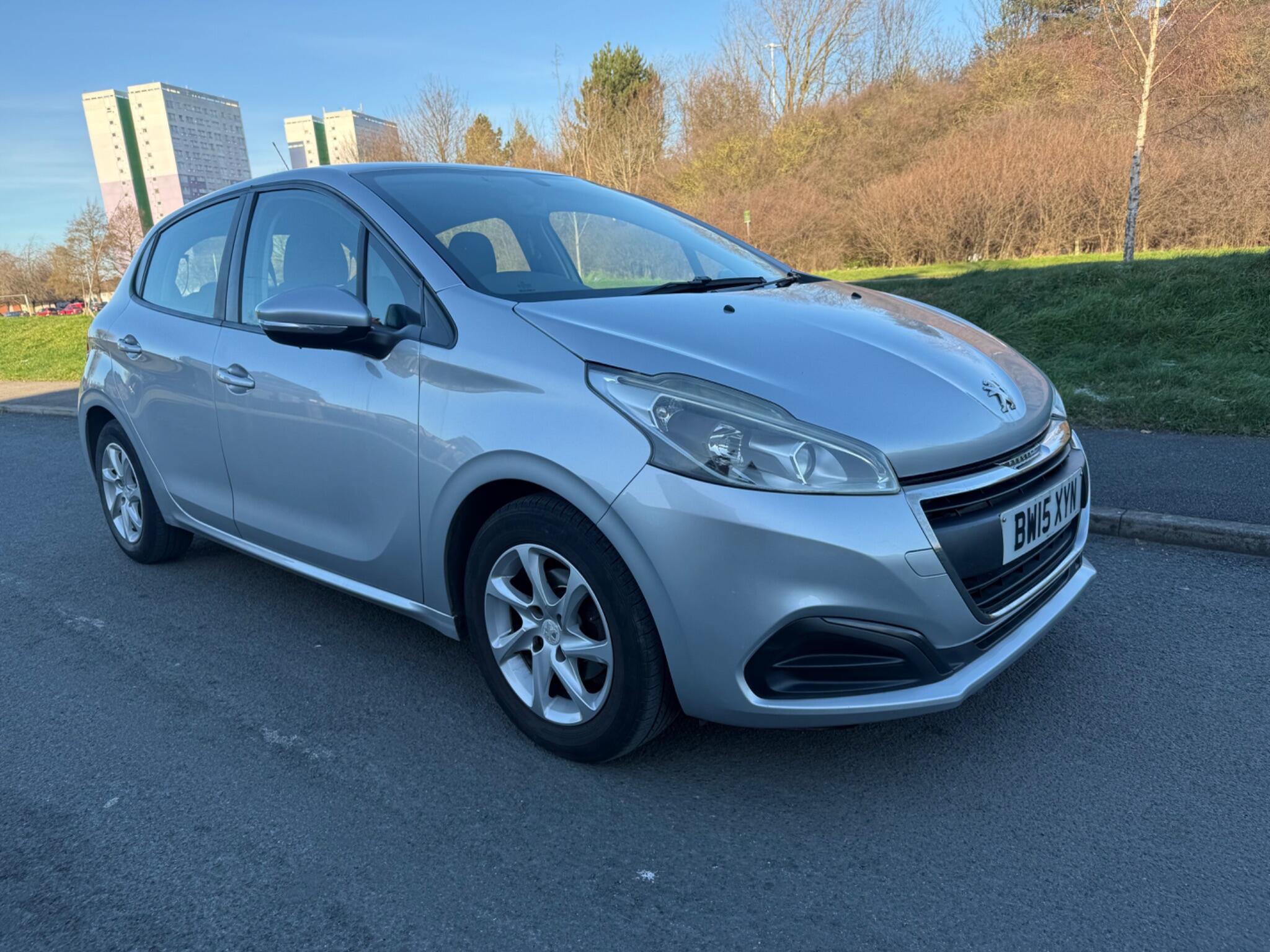 Peugeot 208