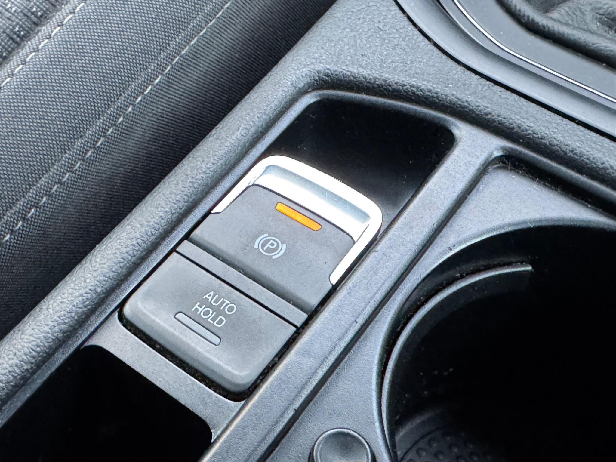 Volkswagen Touran - Image 26